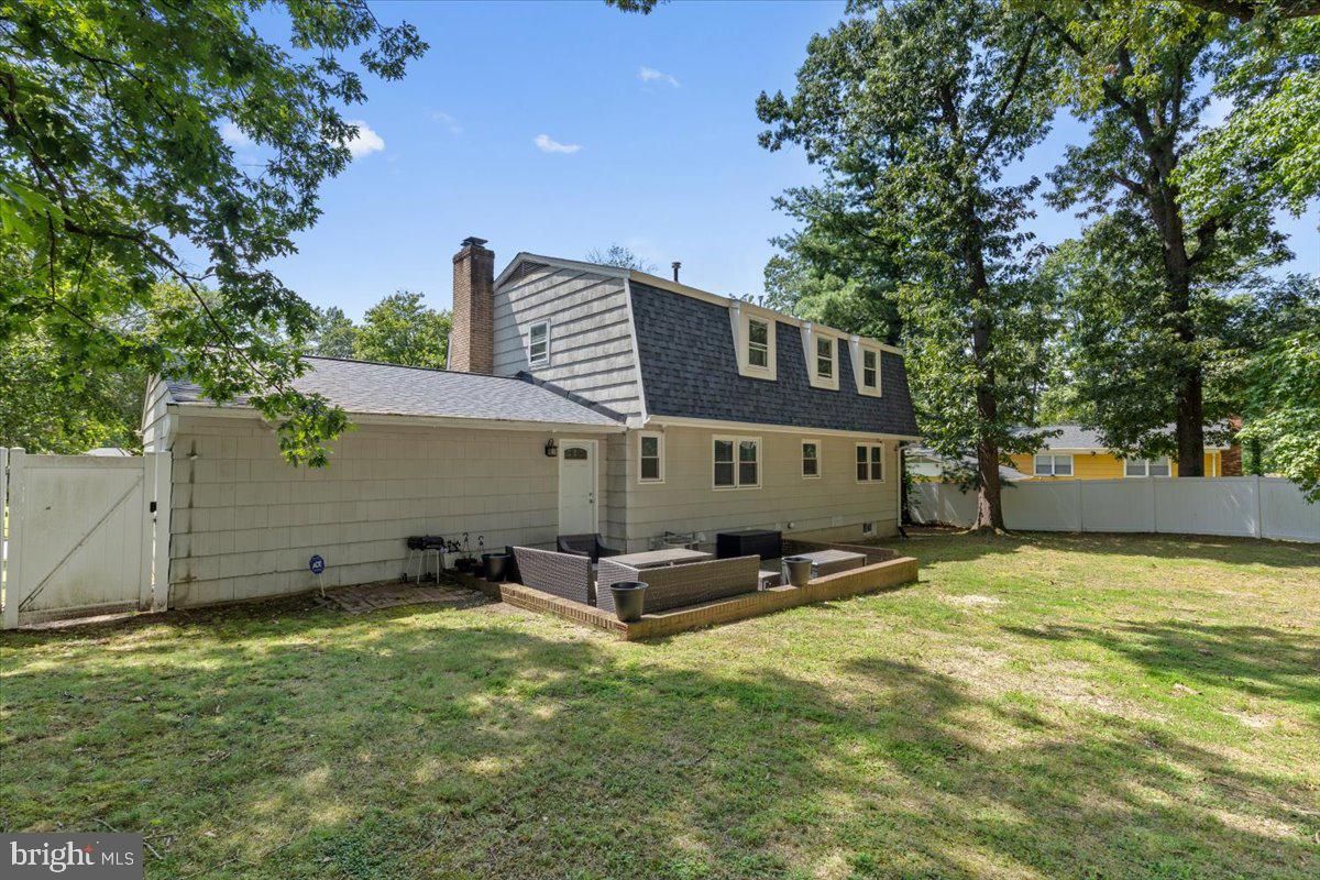 CLOVER HOMES - Residential