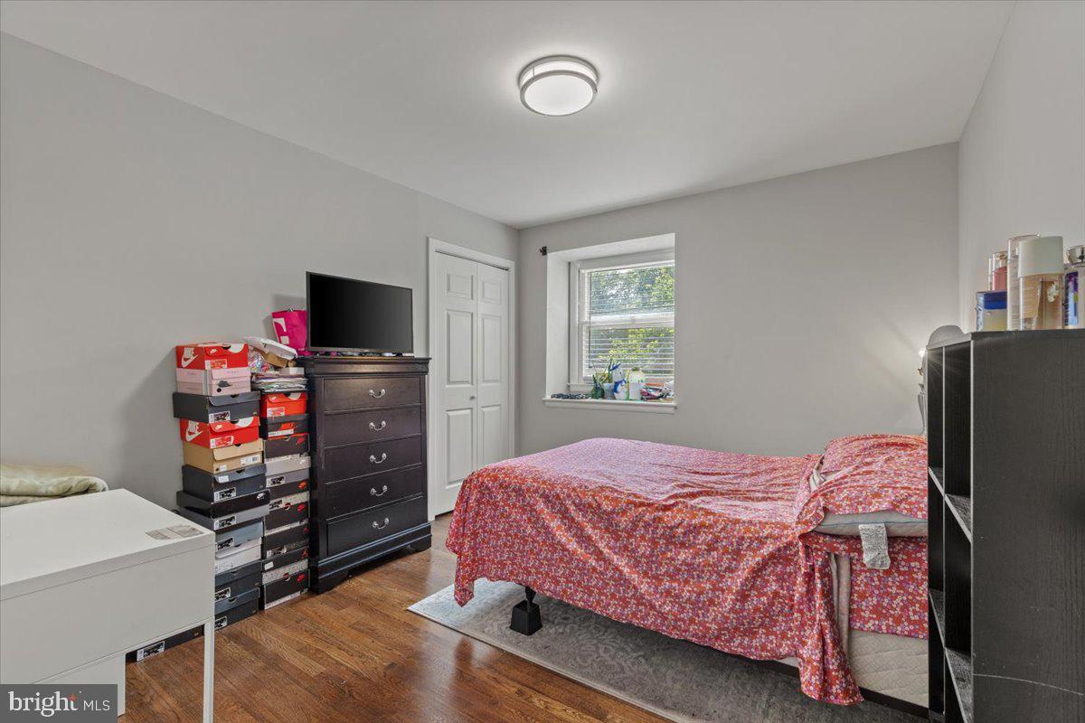 CLOVER HOMES - Residential