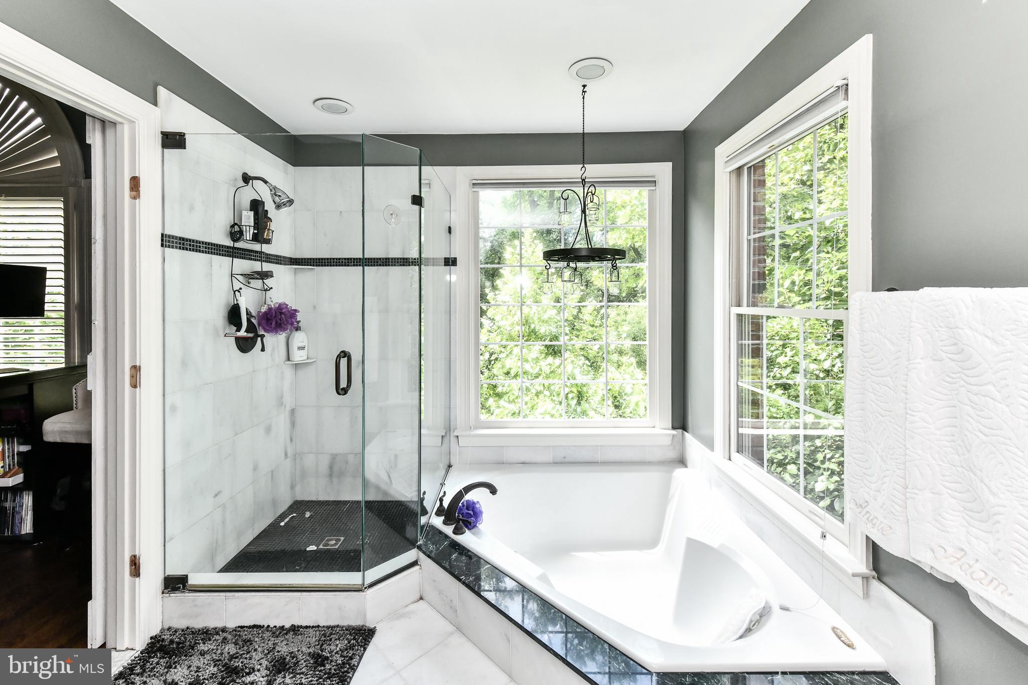 REES ESTATE - Residential Lease