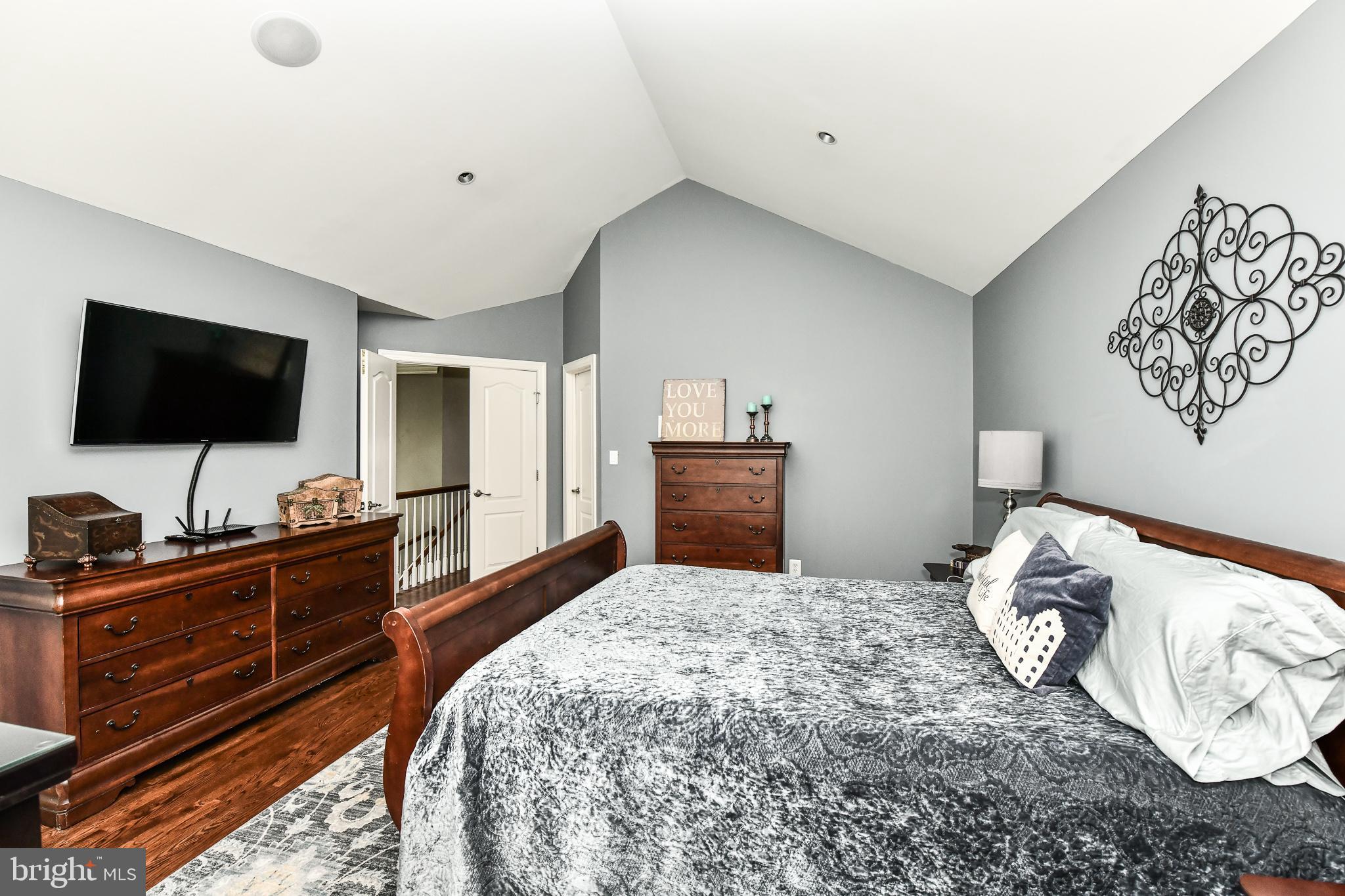 REES ESTATE - Residential Lease