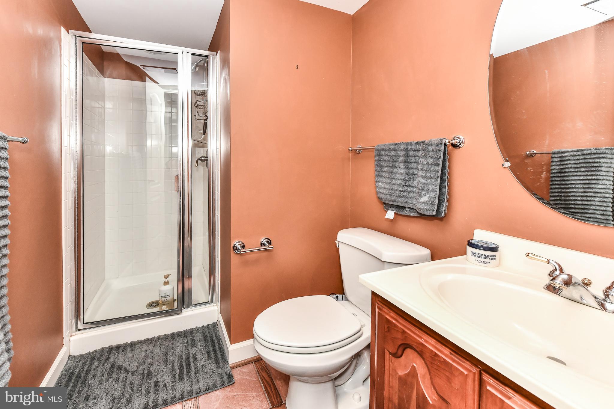 REES ESTATE - Residential Lease