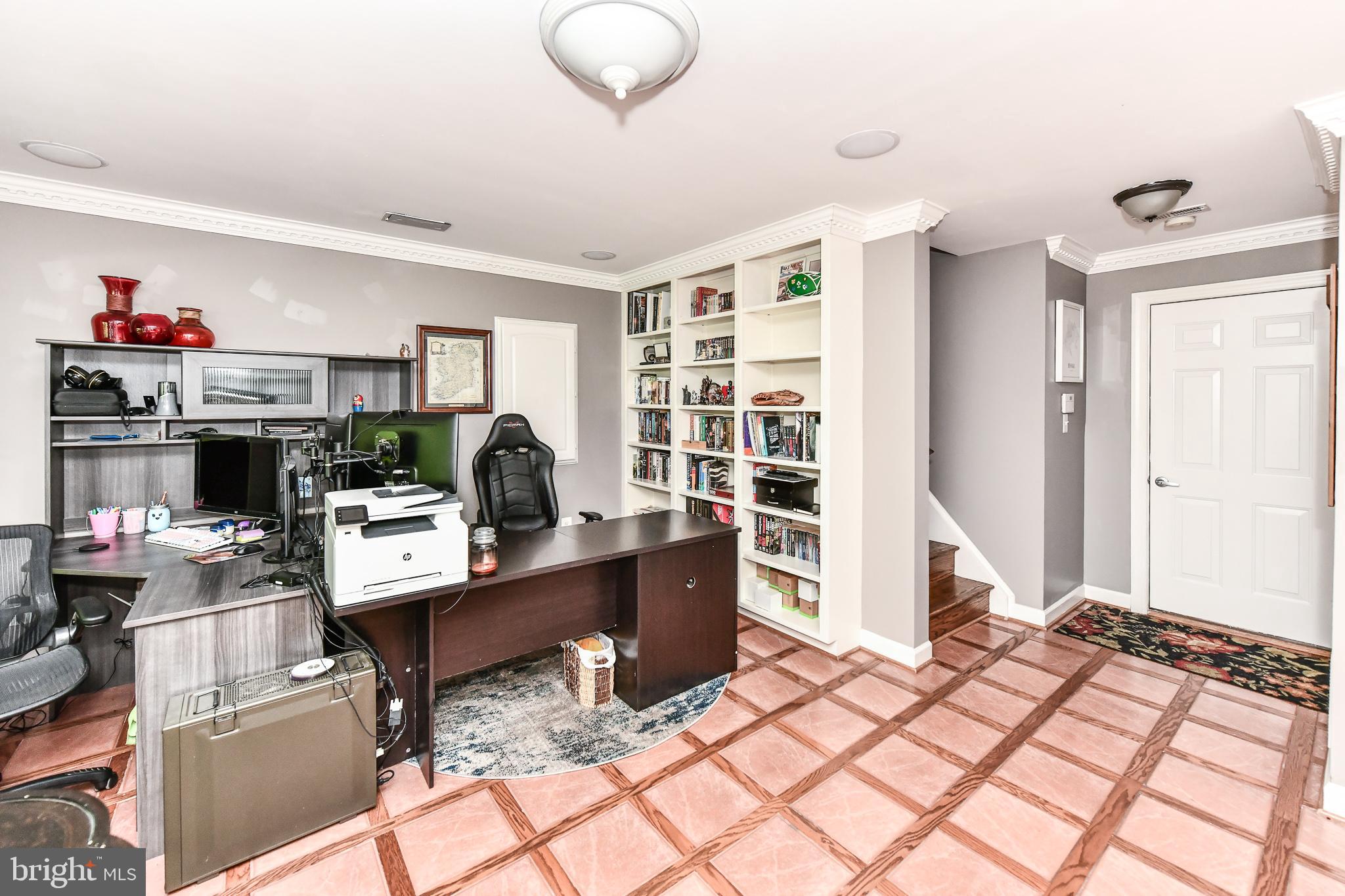 REES ESTATE - Residential Lease