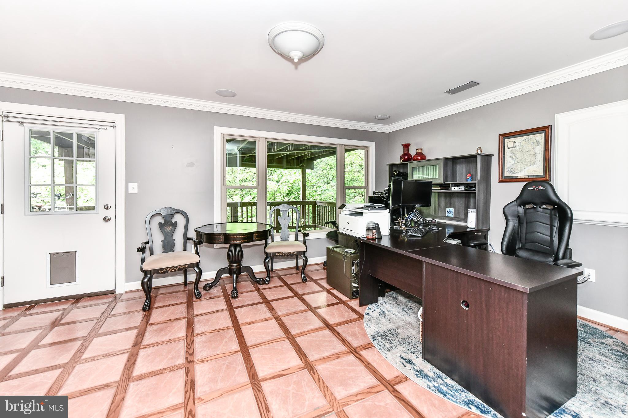 REES ESTATE - Residential Lease