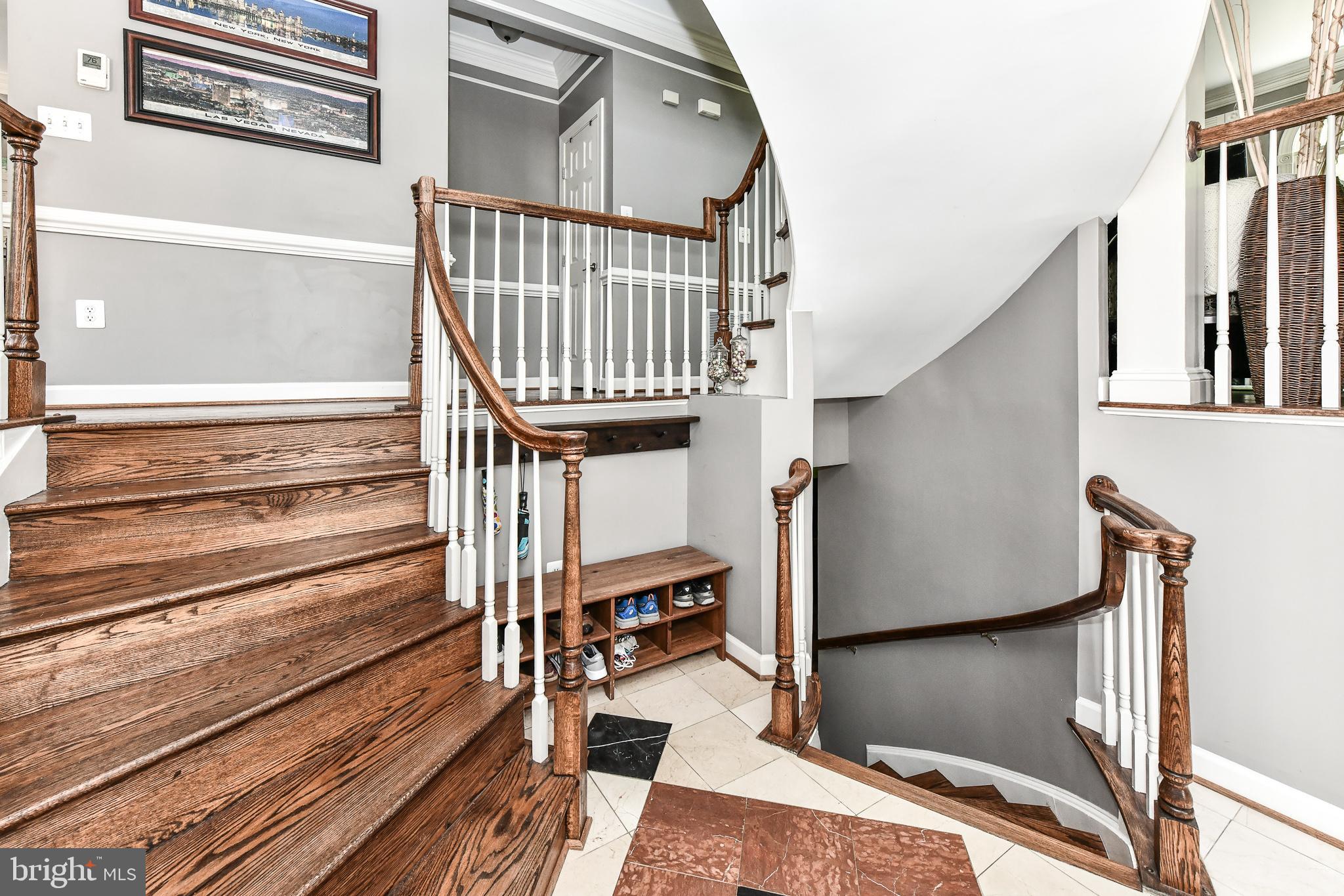 REES ESTATE - Residential Lease