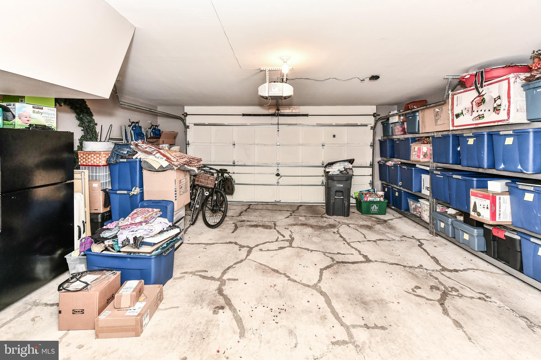 REES ESTATE - Residential Lease