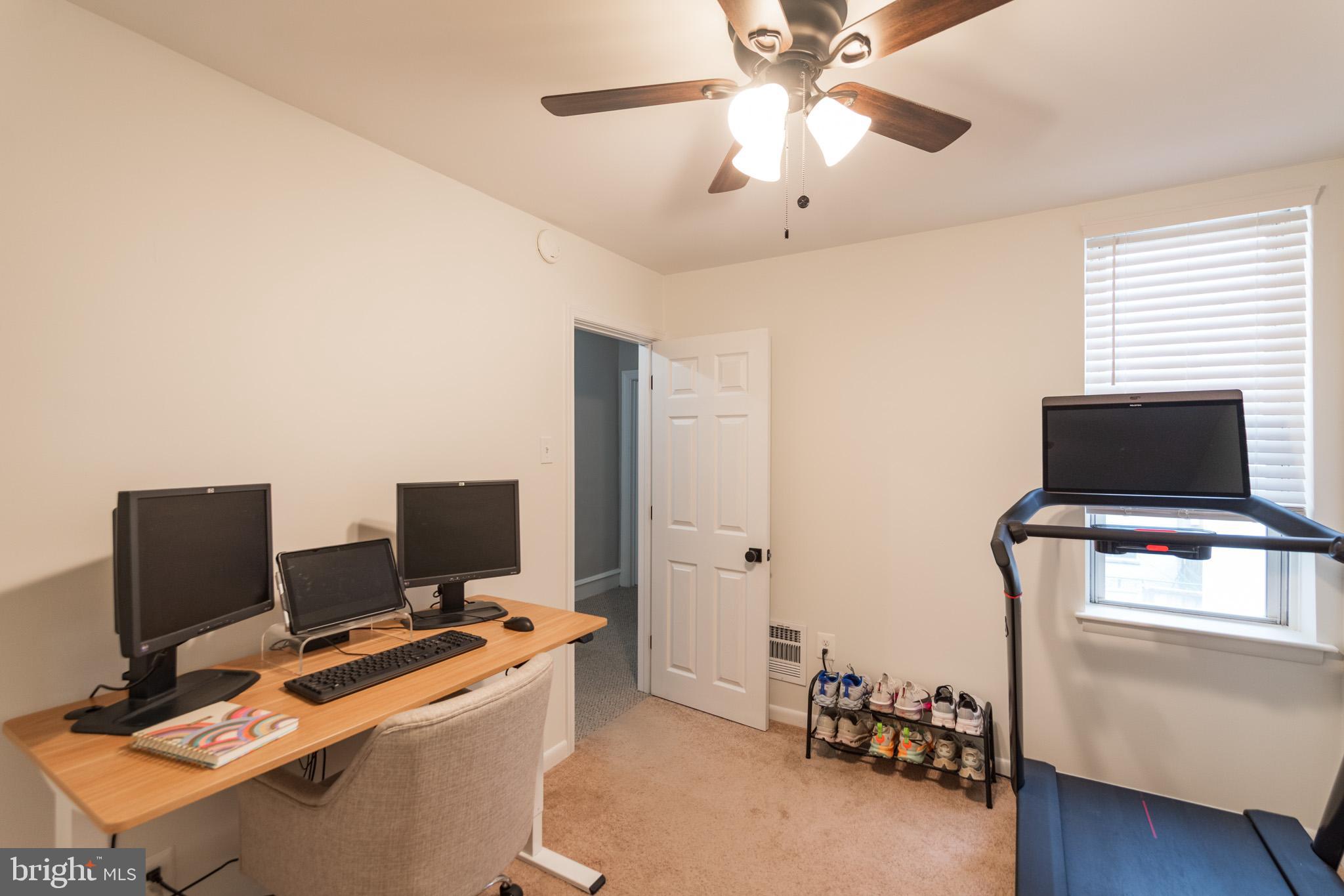 GIRARD ESTATES - Residential Lease