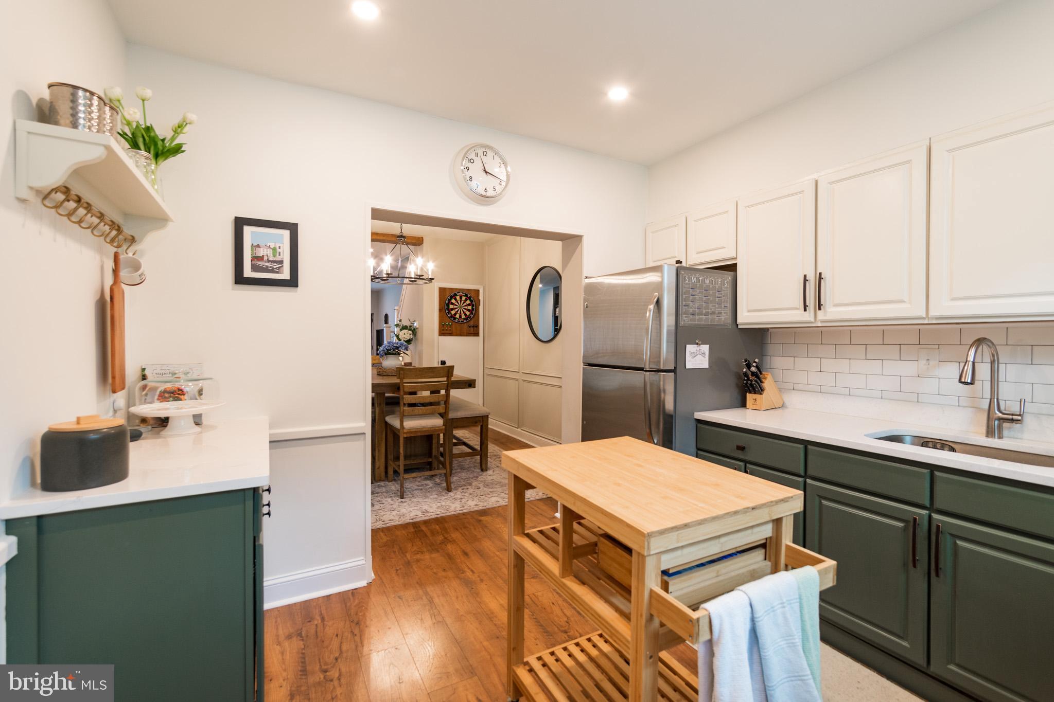 GIRARD ESTATES - Residential Lease