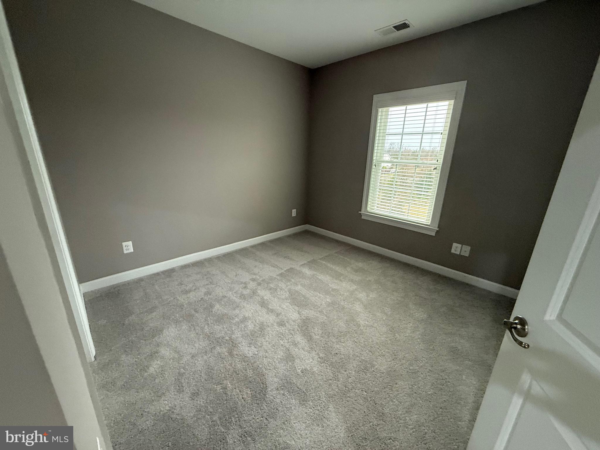 DAWSON'S CORNER - Residential Lease