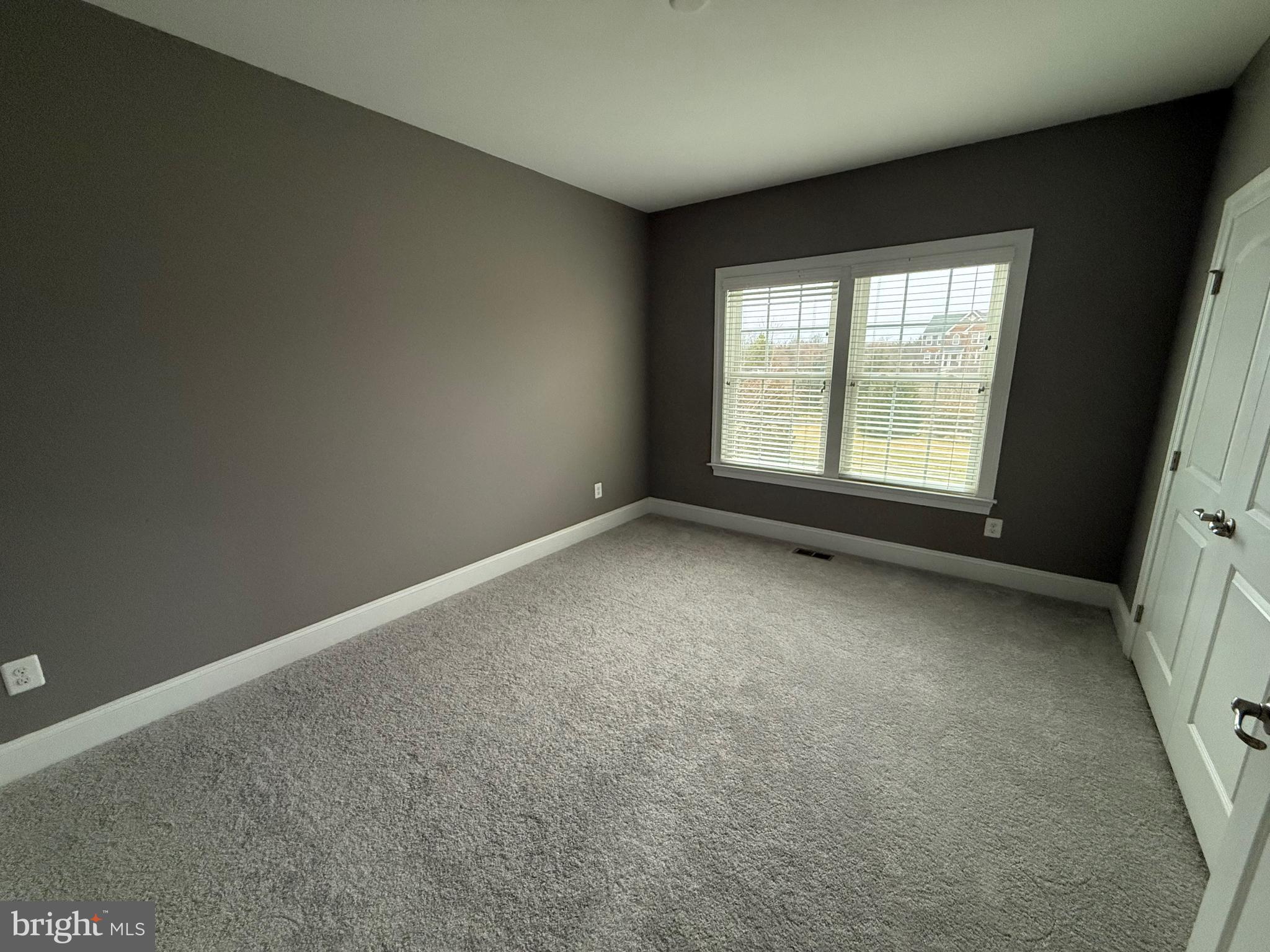 DAWSON'S CORNER - Residential Lease