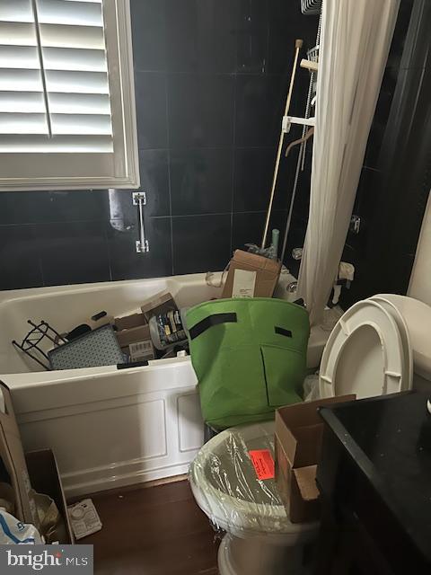 ORCHARD HILLS - Residential