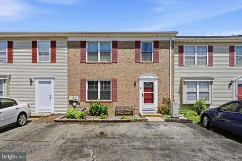 Townhouse For Sale - 6 Shadow Lane<br/> BEAR, DE 19701