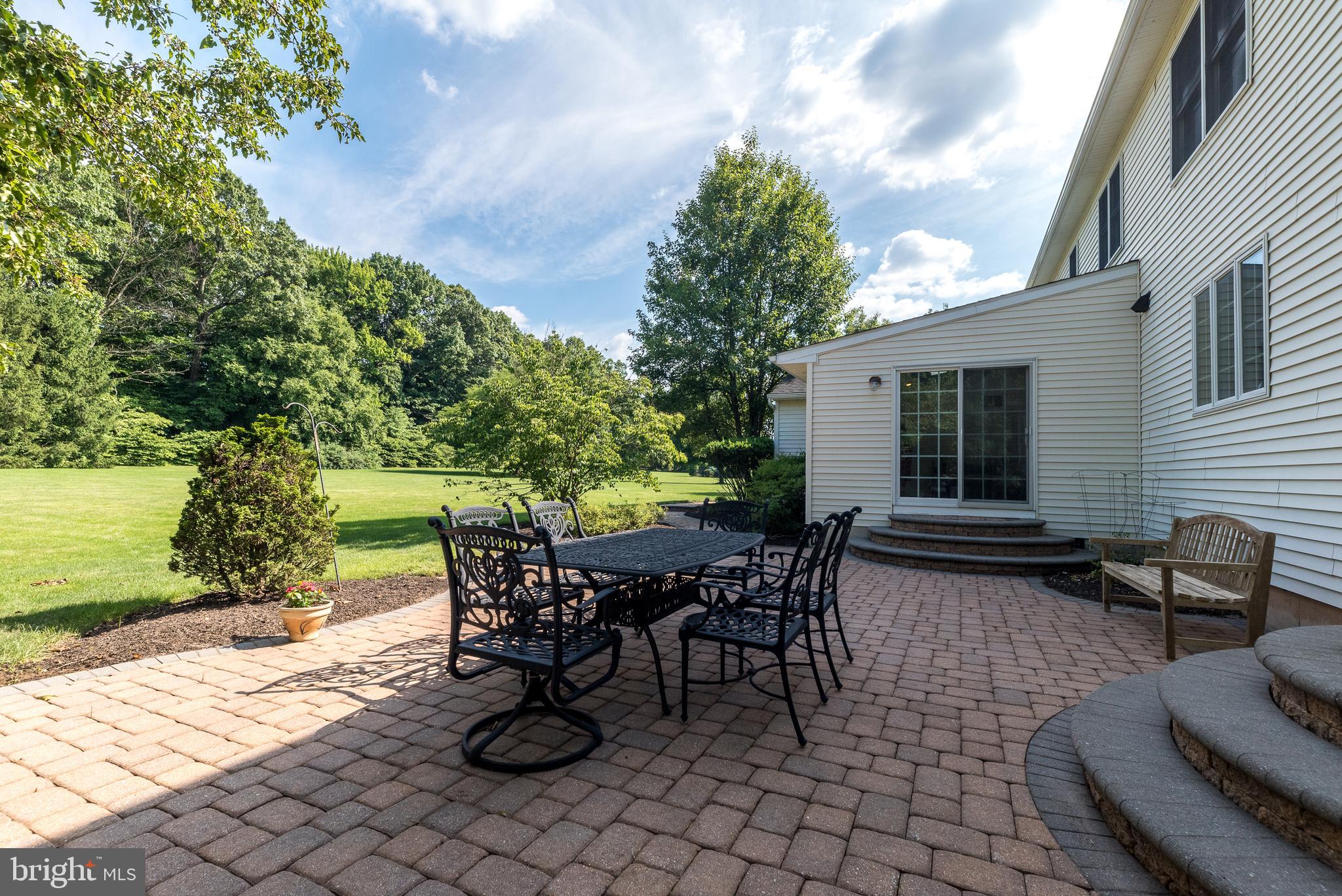 BUCKINGHAM WOODS - Residential