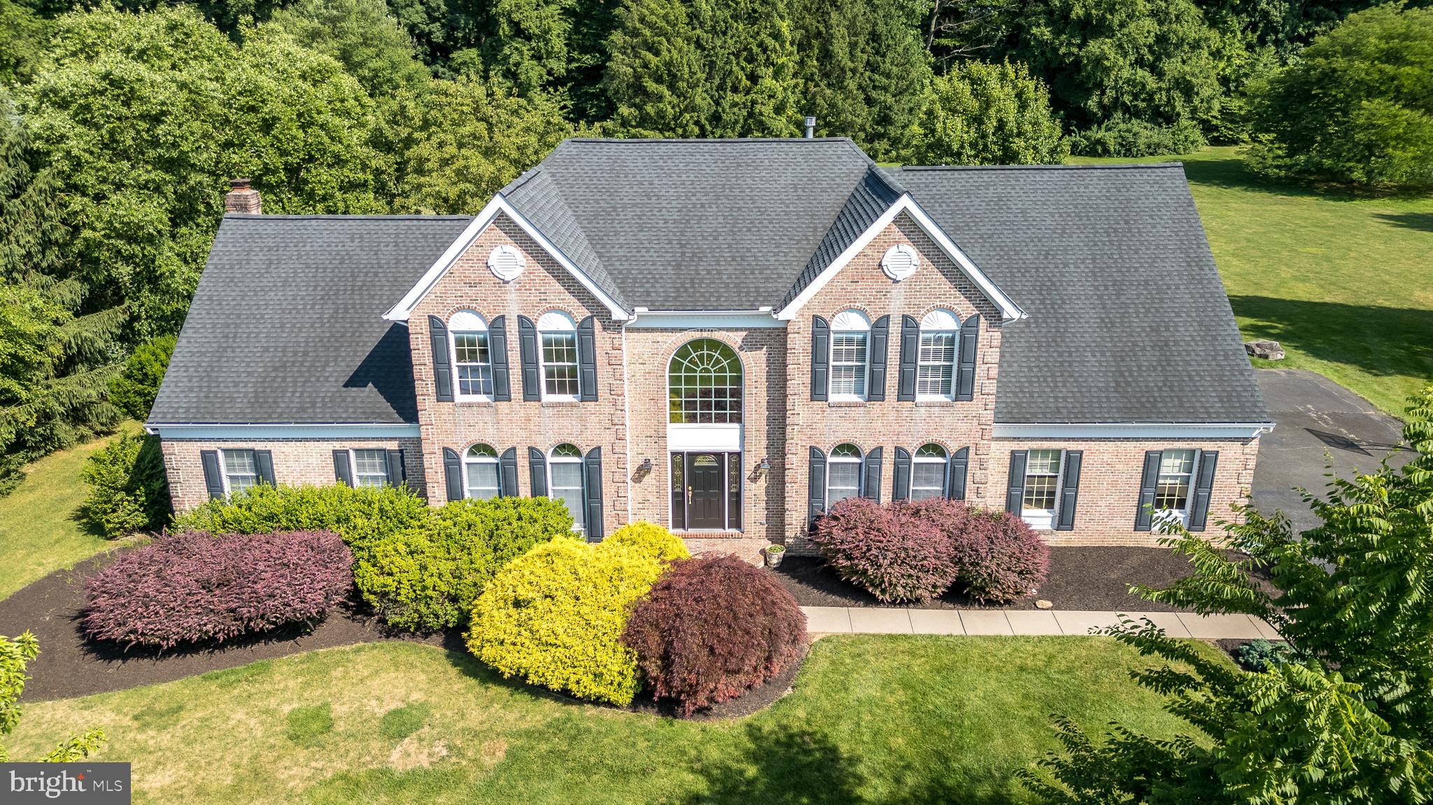 BUCKINGHAM WOODS - Residential