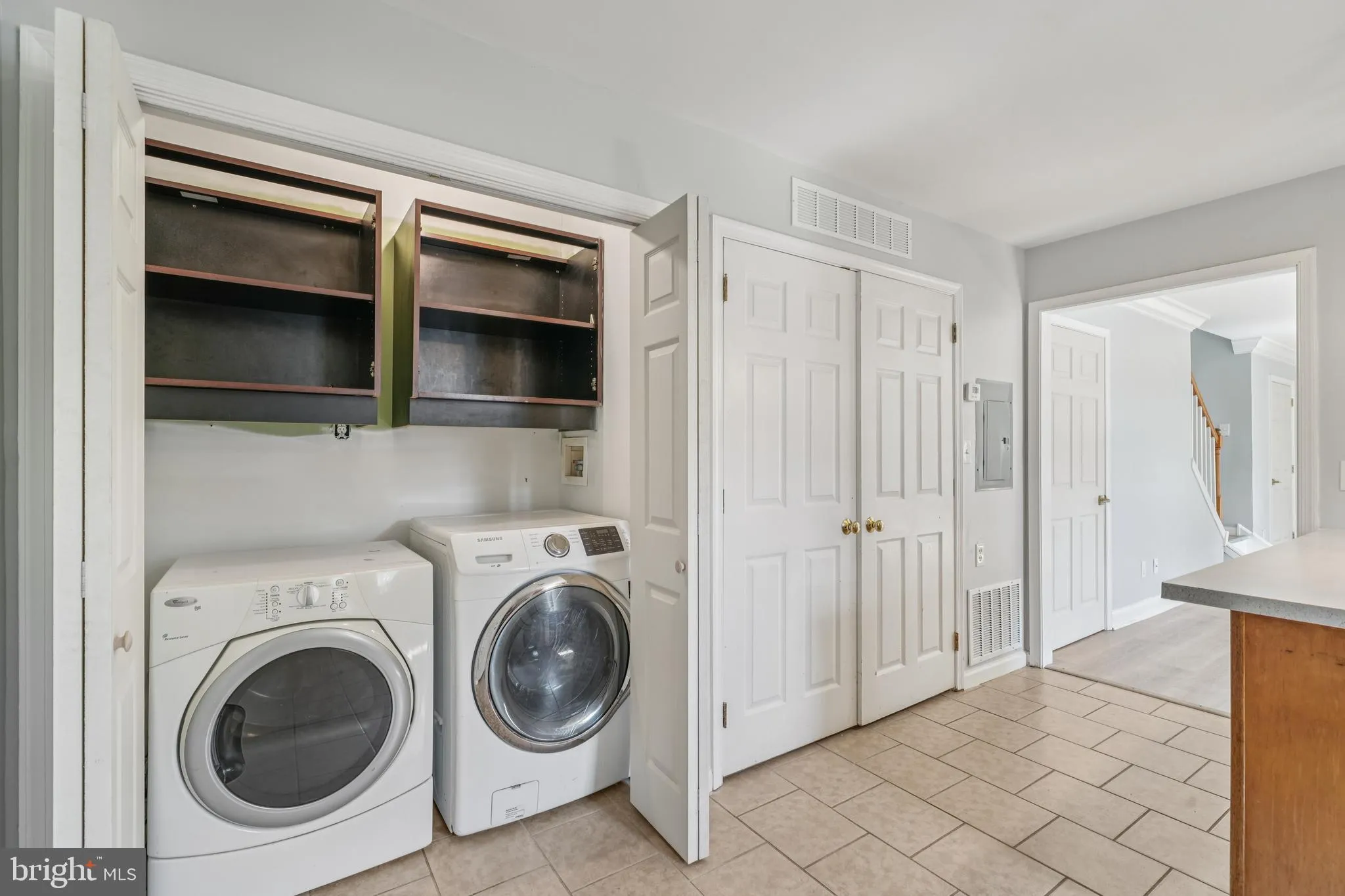 Millville, New Jersey 08332, United States, 3 Bedrooms Bedrooms, ,3 BathroomsBathrooms,Residential,Coming Soon,162436