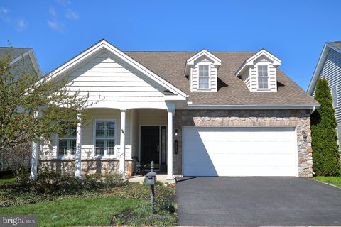 Homes For Sale - 483 Allegiance Drive<br/> LITITZ, PA 17543