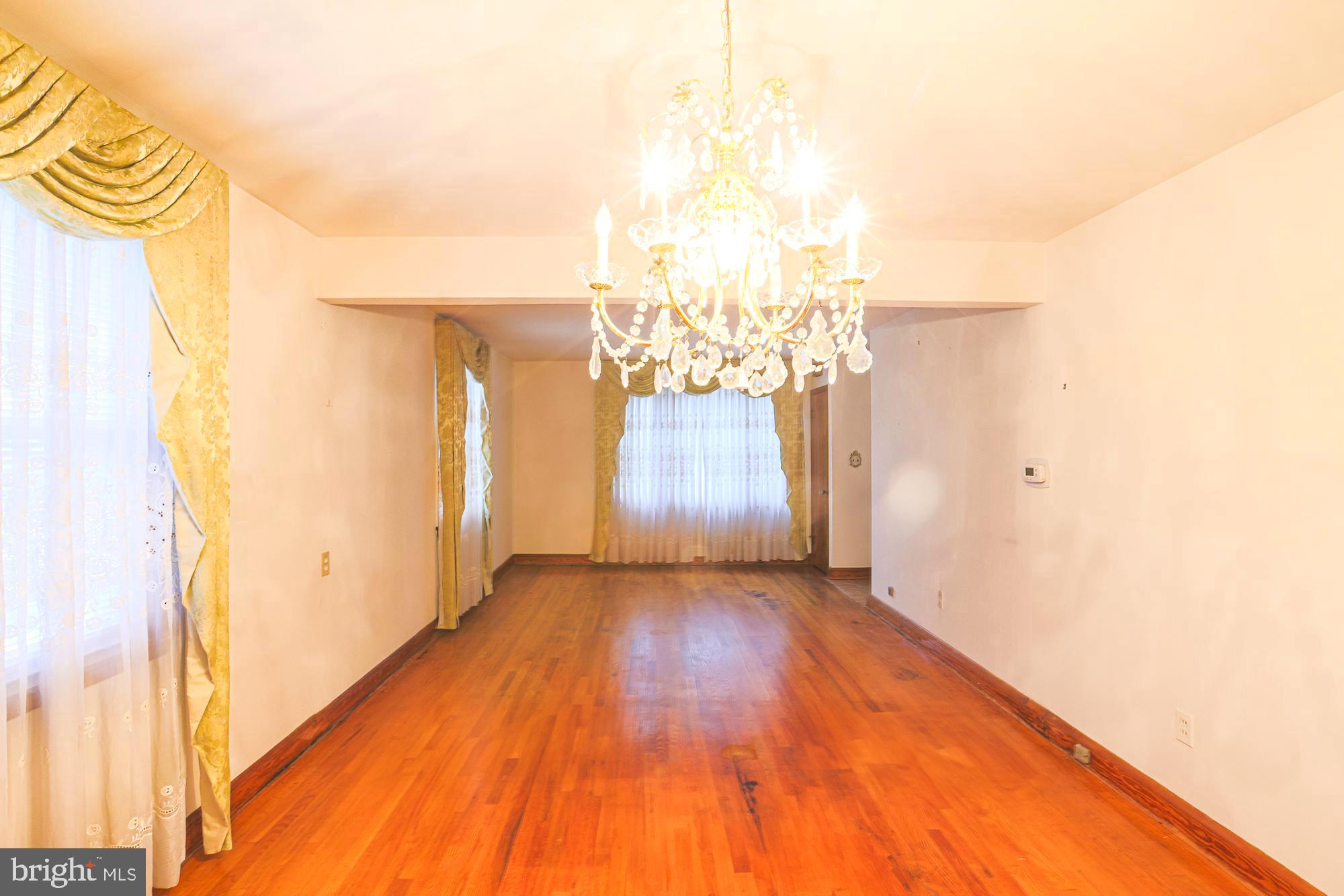 HAZELWOOD MANOR - Residential