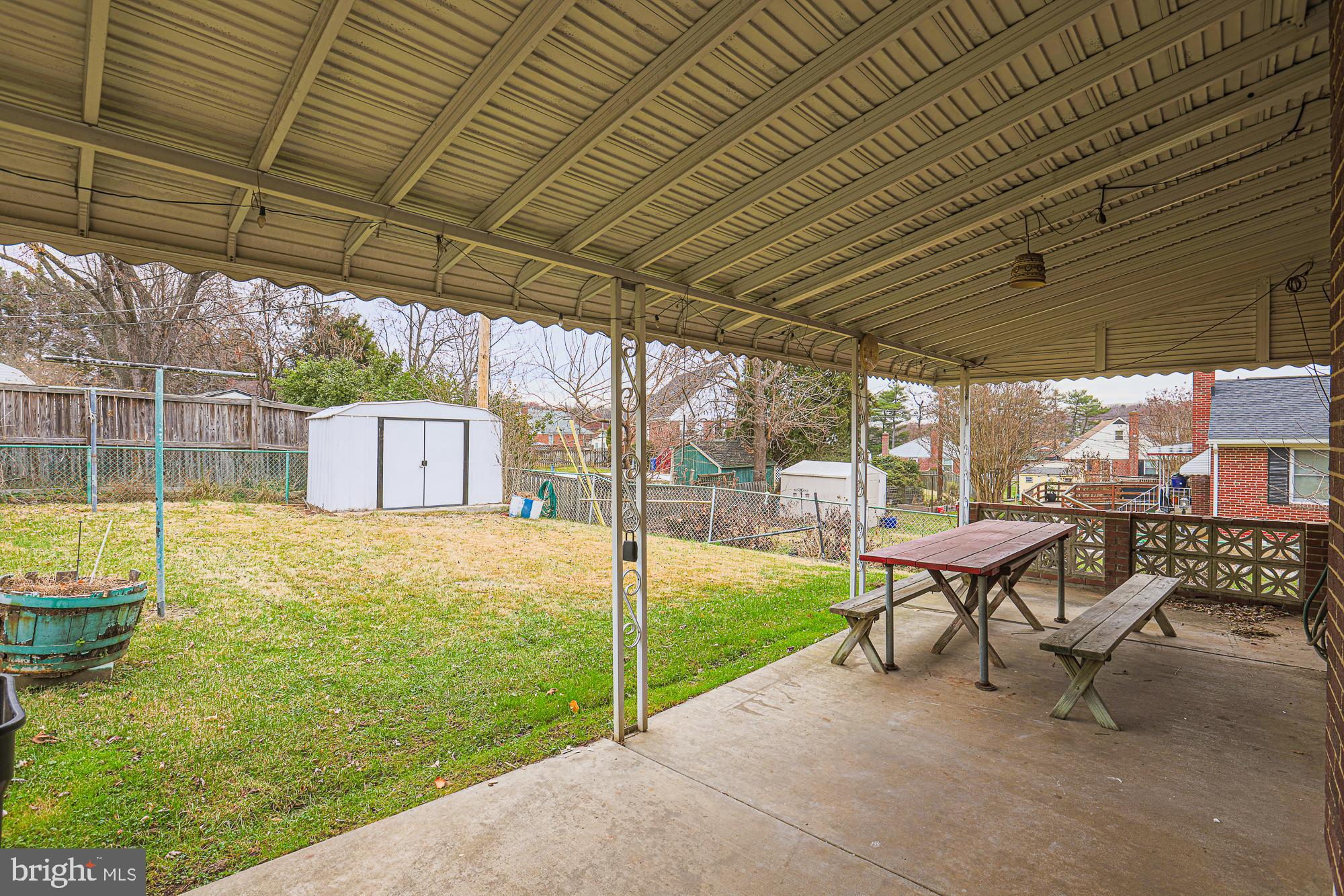 HAZELWOOD MANOR - Residential