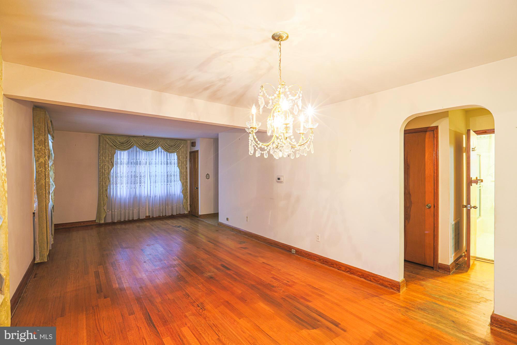 HAZELWOOD MANOR - Residential