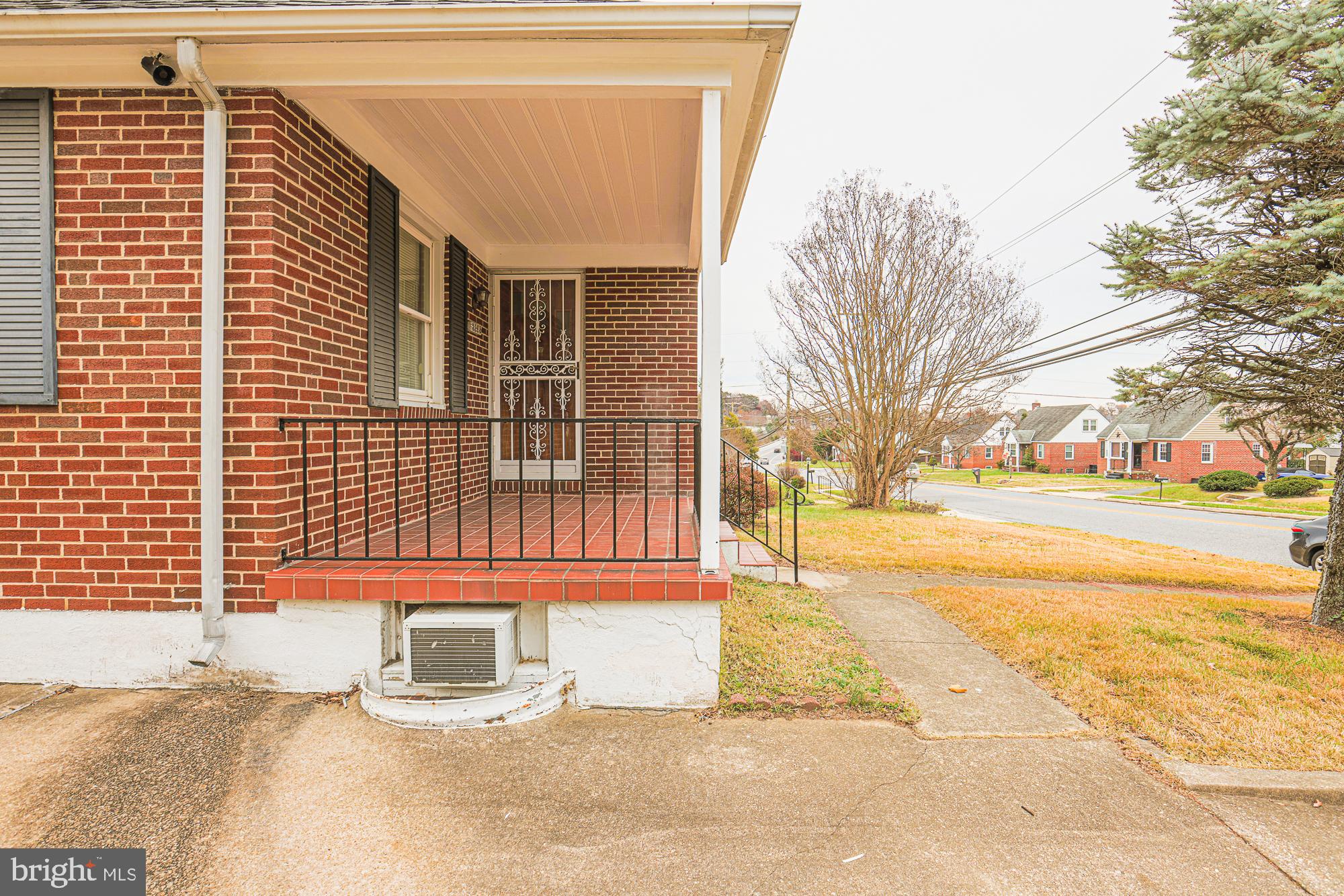 HAZELWOOD MANOR - Residential