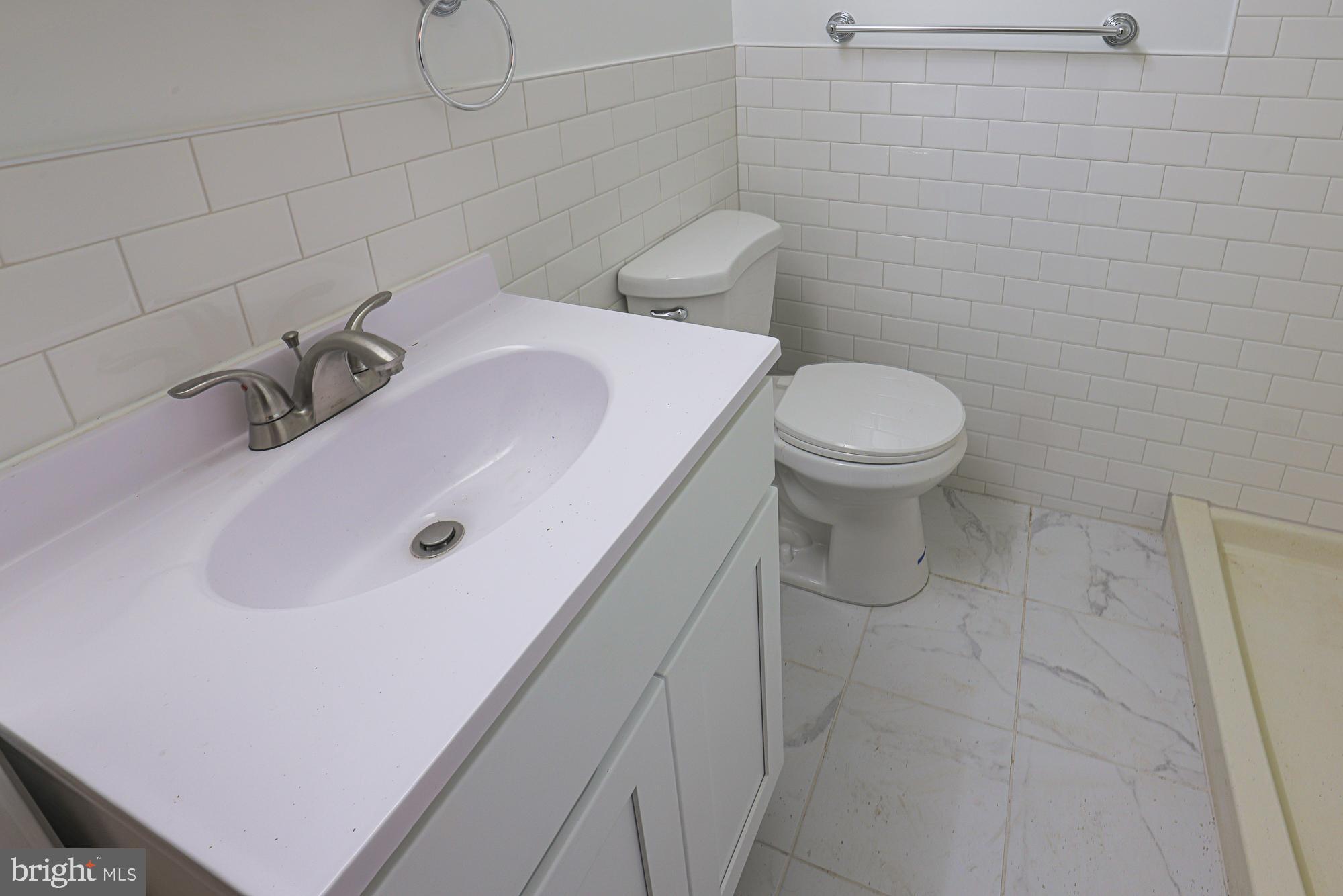 HAZELWOOD MANOR - Residential