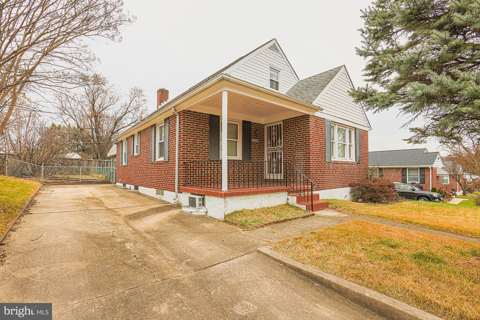 HAZELWOOD MANOR - Residential