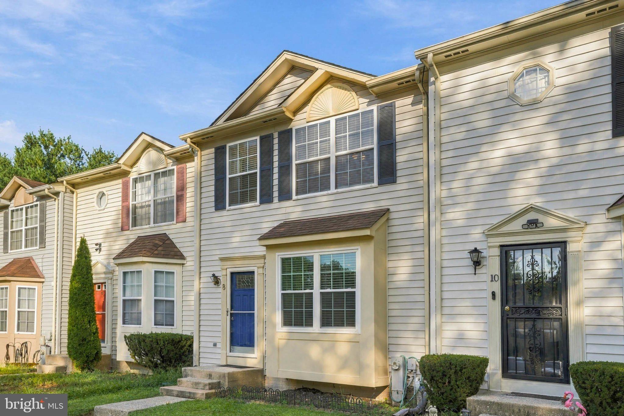 8 FOREST GLEN COURT