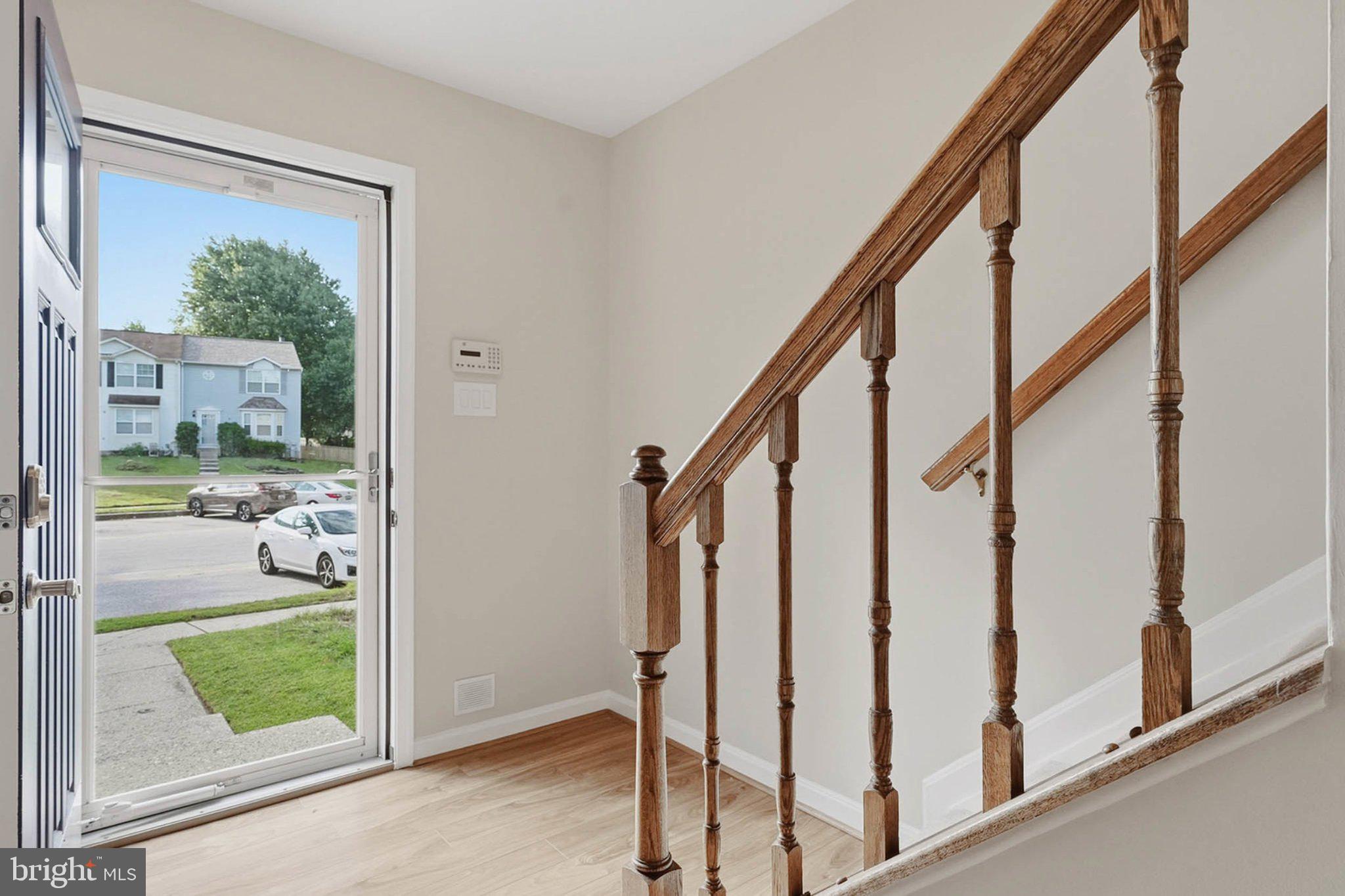 8 FOREST GLEN COURT