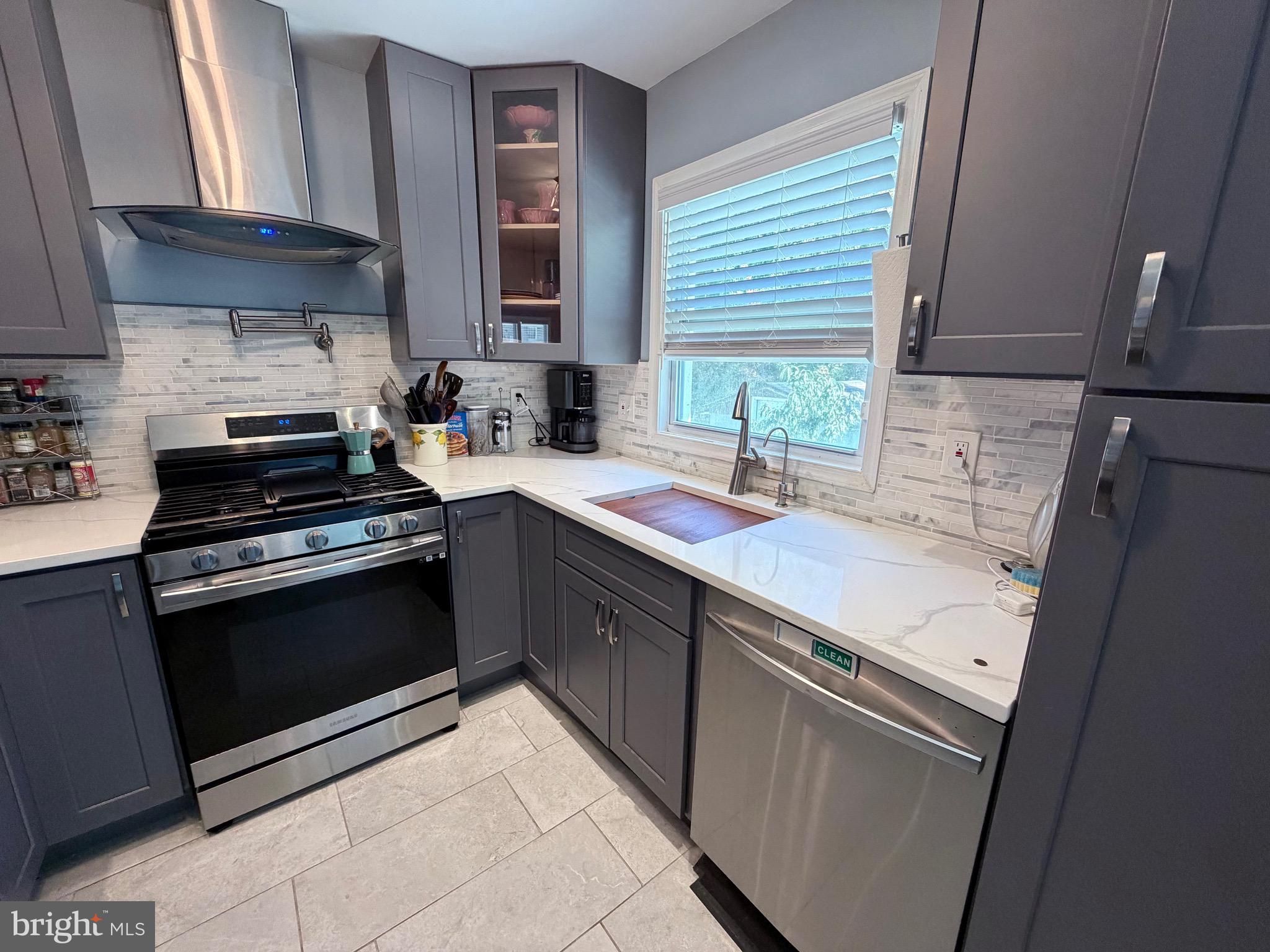 708 IONA TERRACE, CAPITOL HEIGHTS, MD, 20743 708 IONA TERRACE