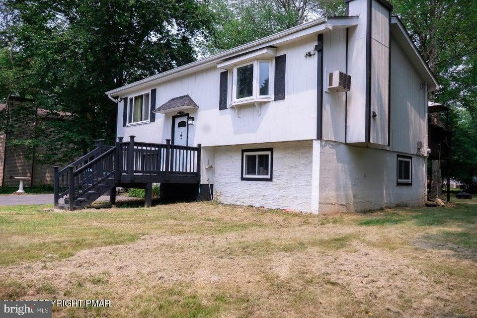 8111 COCO DRIVE - Photo 2