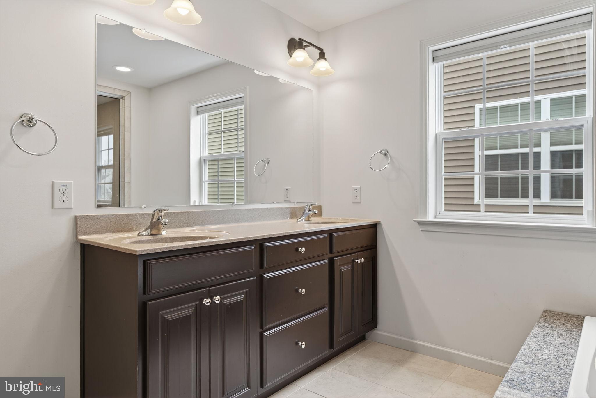 WORTHINGTON - Residential