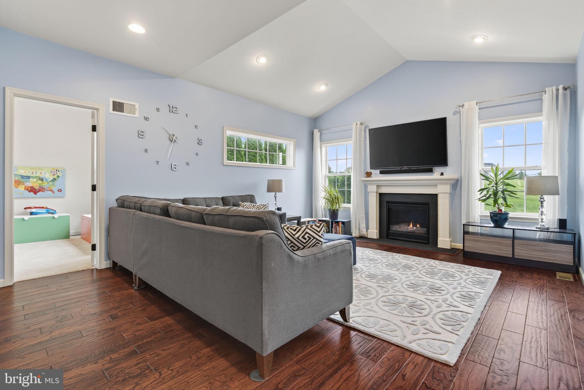 WORTHINGTON - Residential