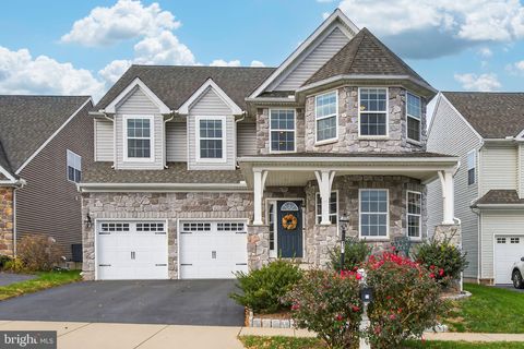 13 ALDERWOOD WAY LANCASTER PA 17601