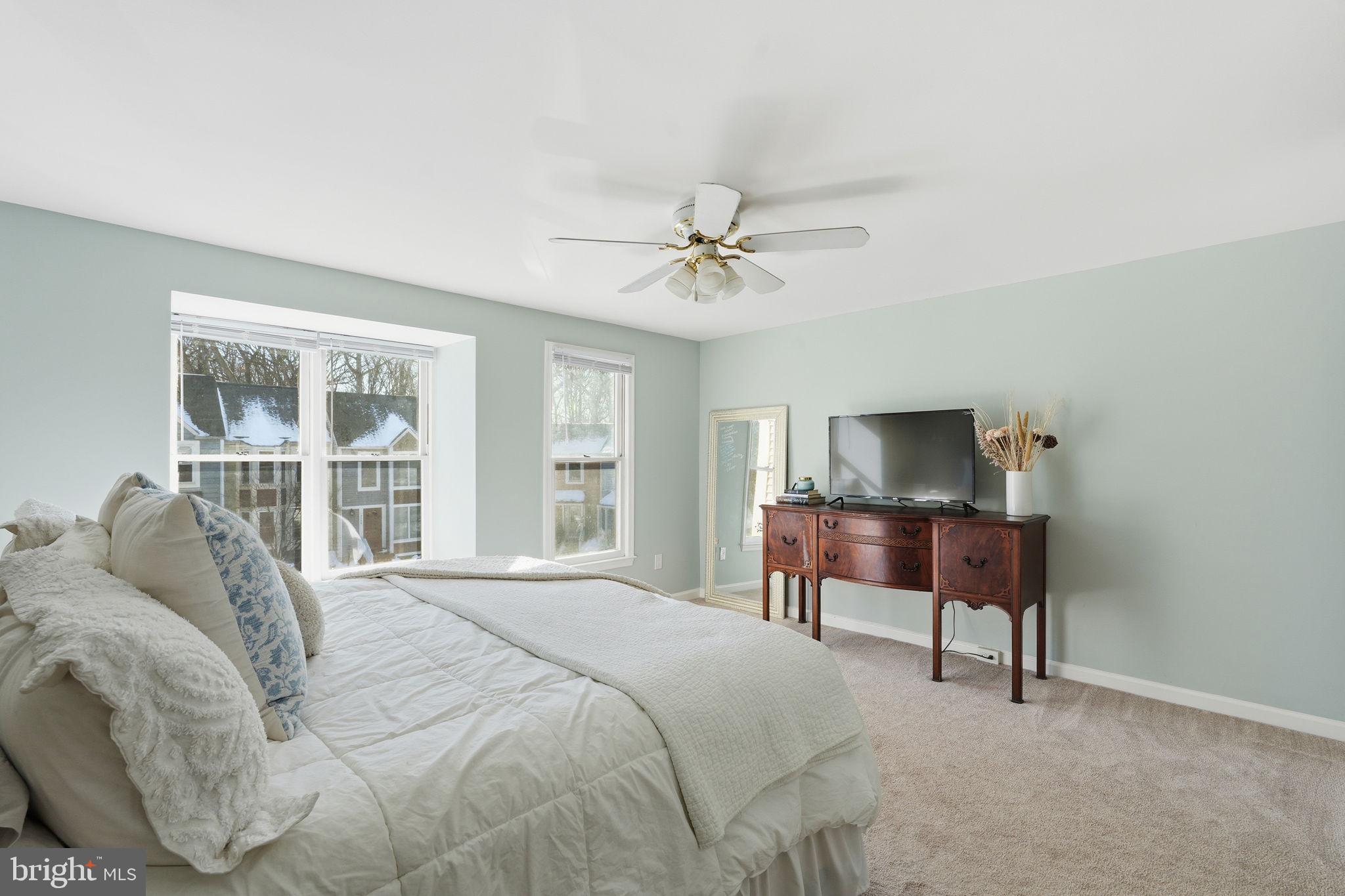 RESTON - Residential