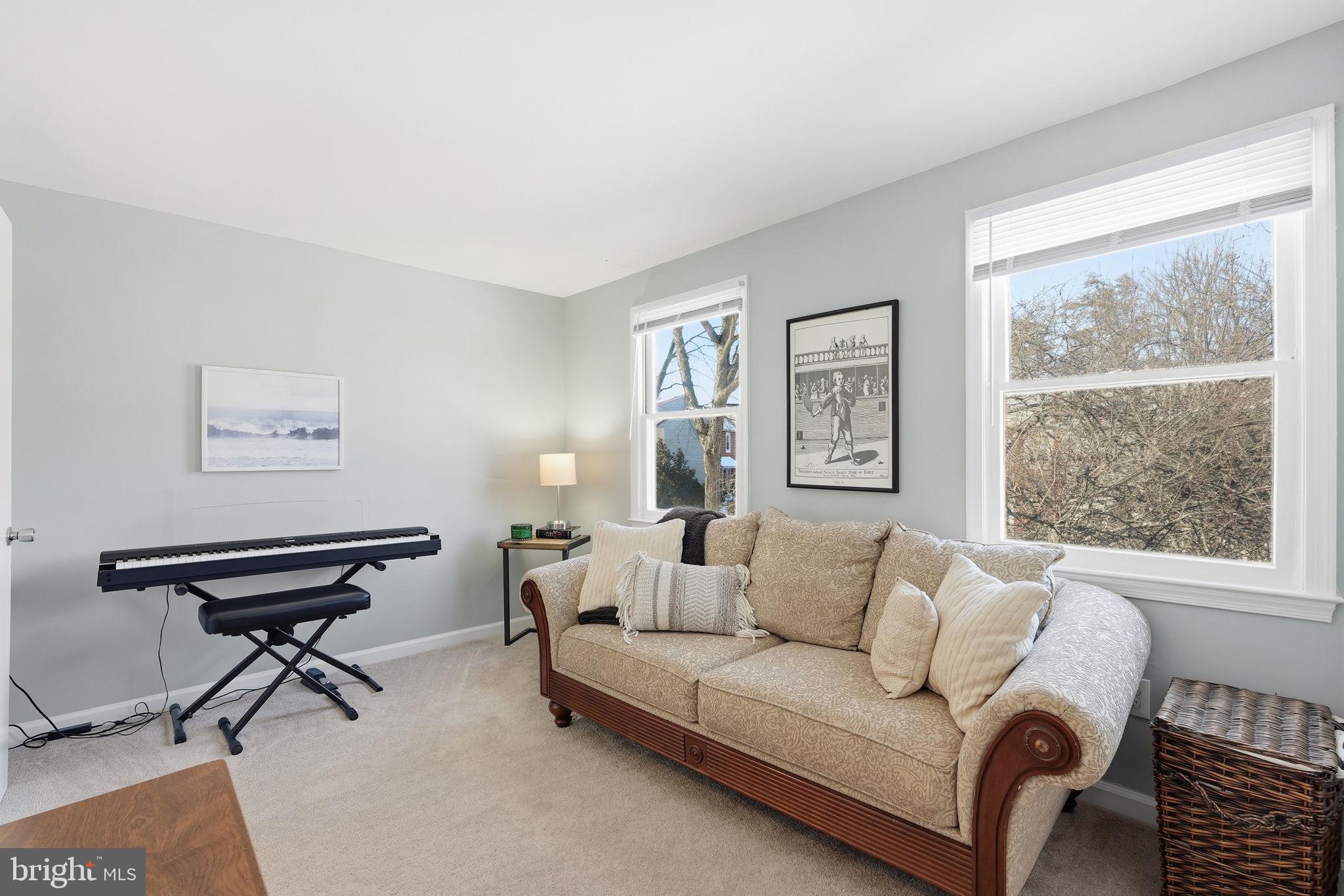 RESTON - Residential