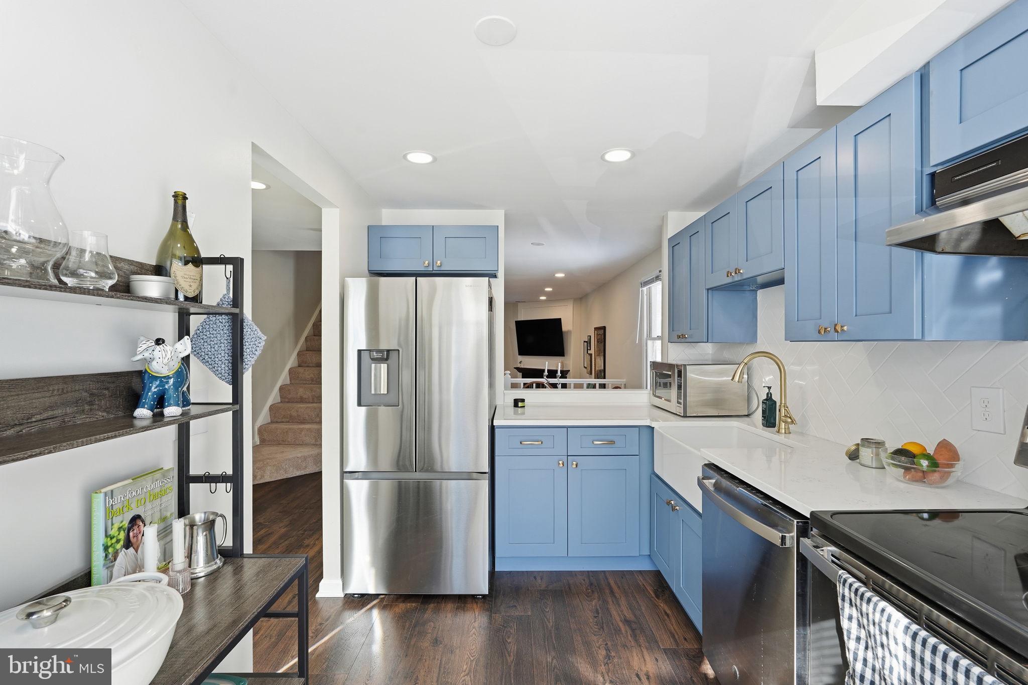 RESTON - Residential