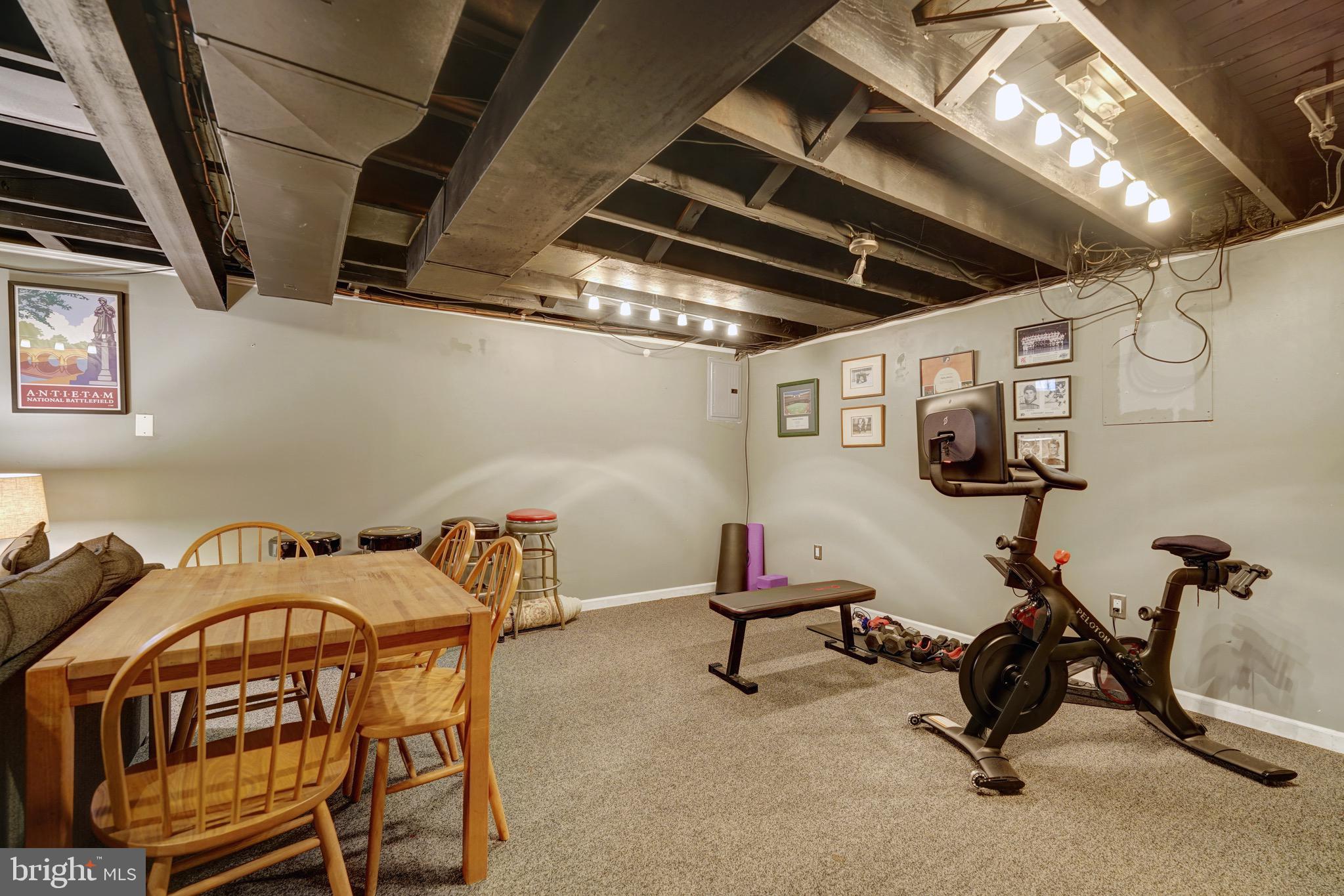 WESTGATE HILLS - Residential