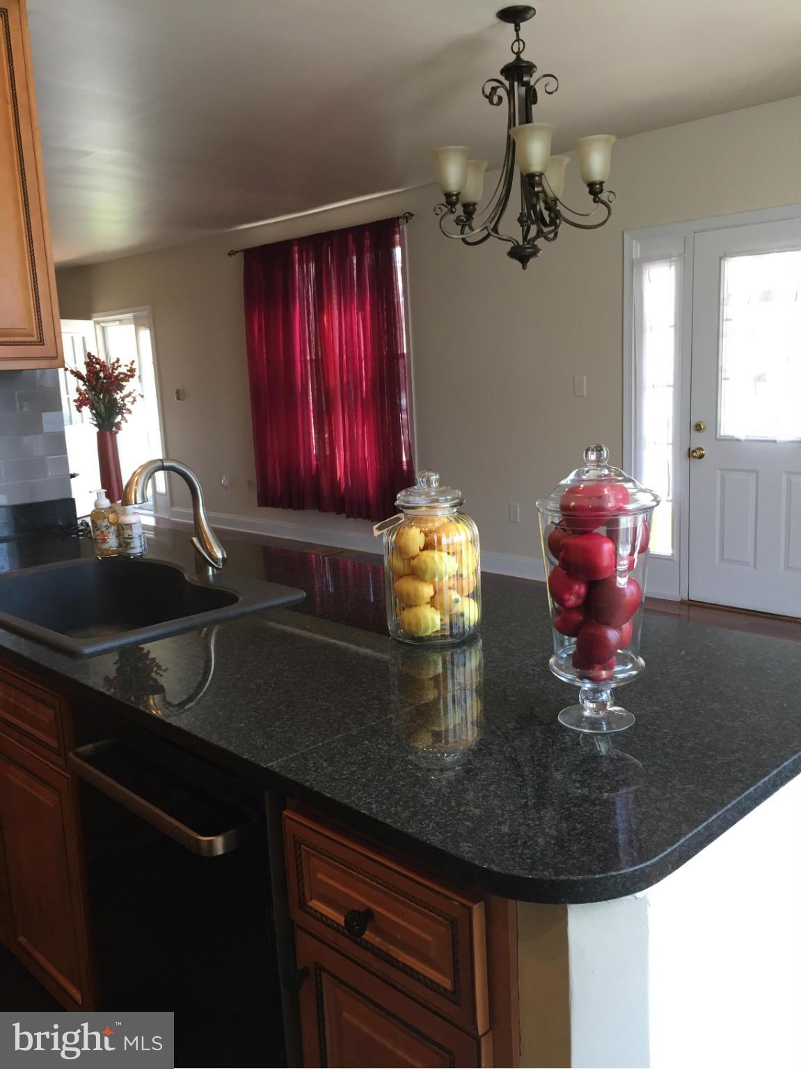 ASHLAWN RIDGE - Residential Lease