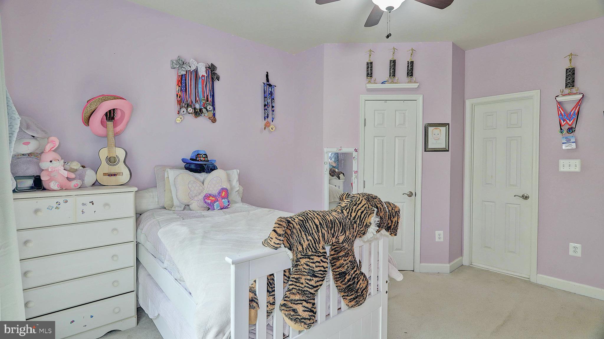 GRASS RIDGE - Residential