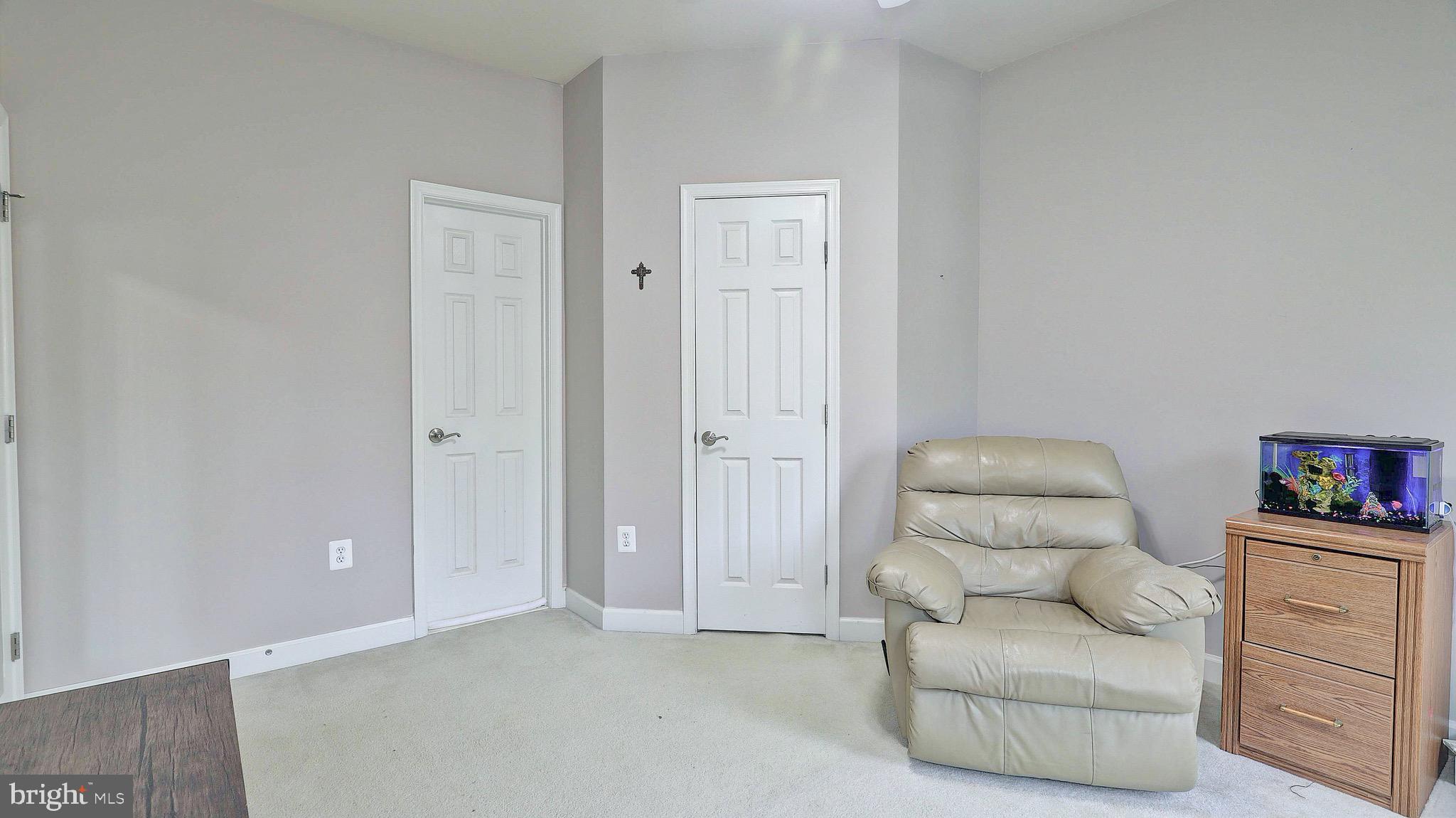 GRASS RIDGE - Residential