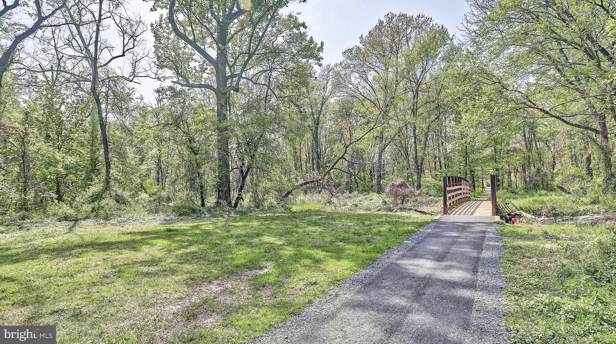 GRASS RIDGE - Residential