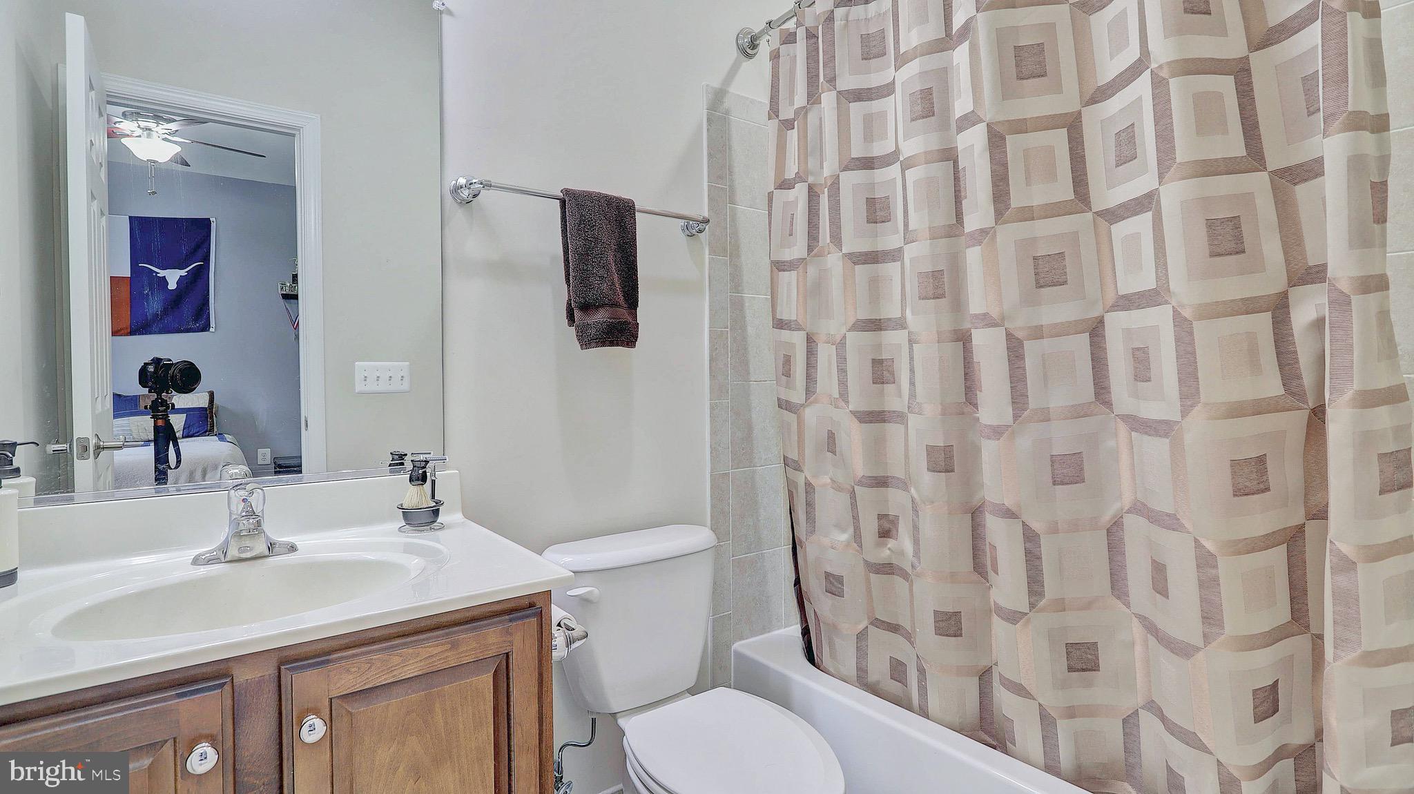 GRASS RIDGE - Residential