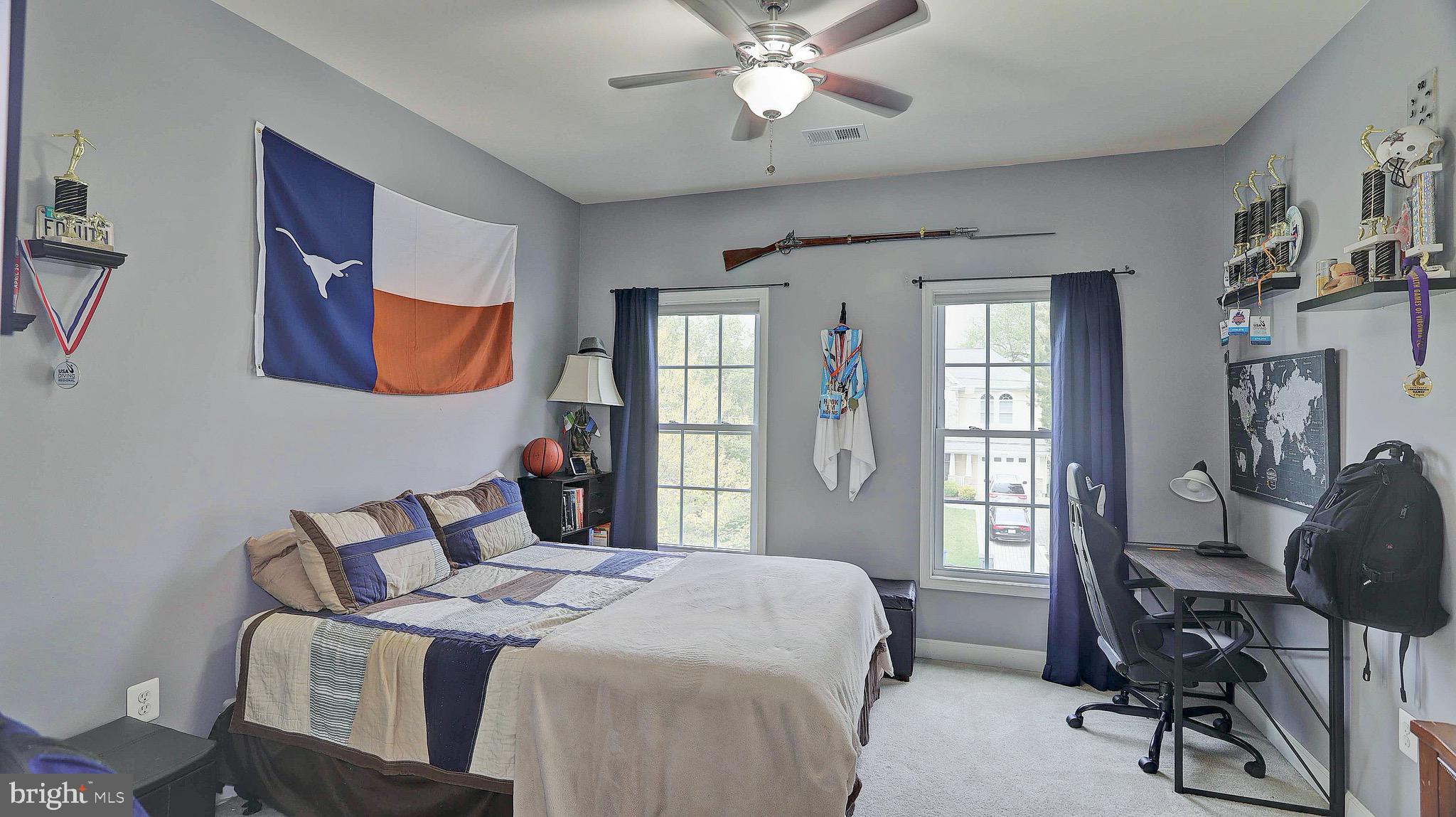 GRASS RIDGE - Residential