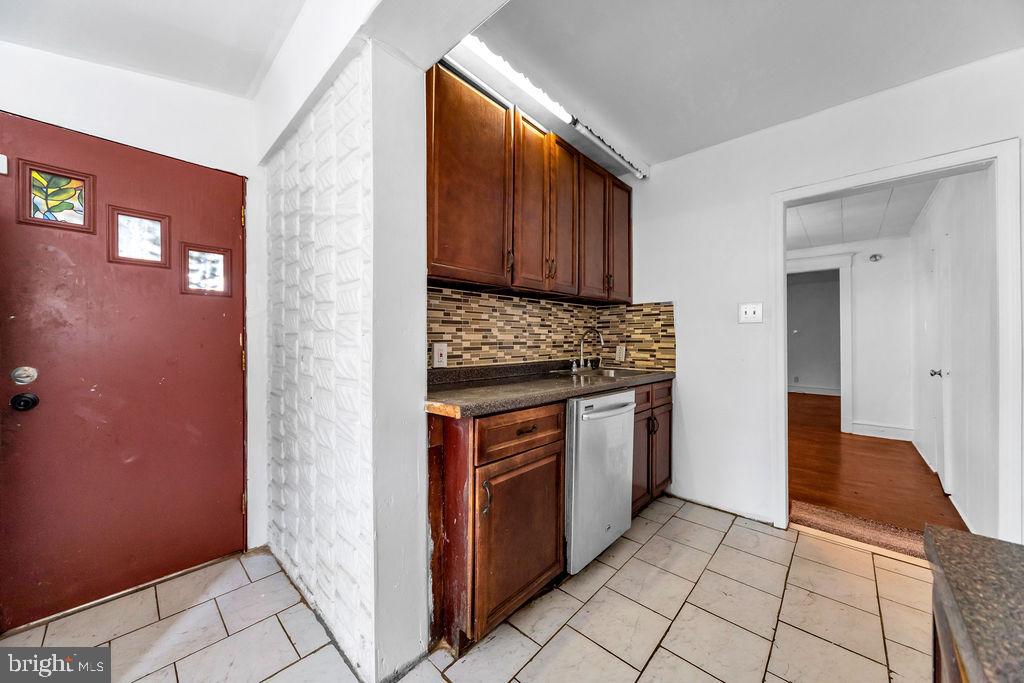 STONEHURST - Residential