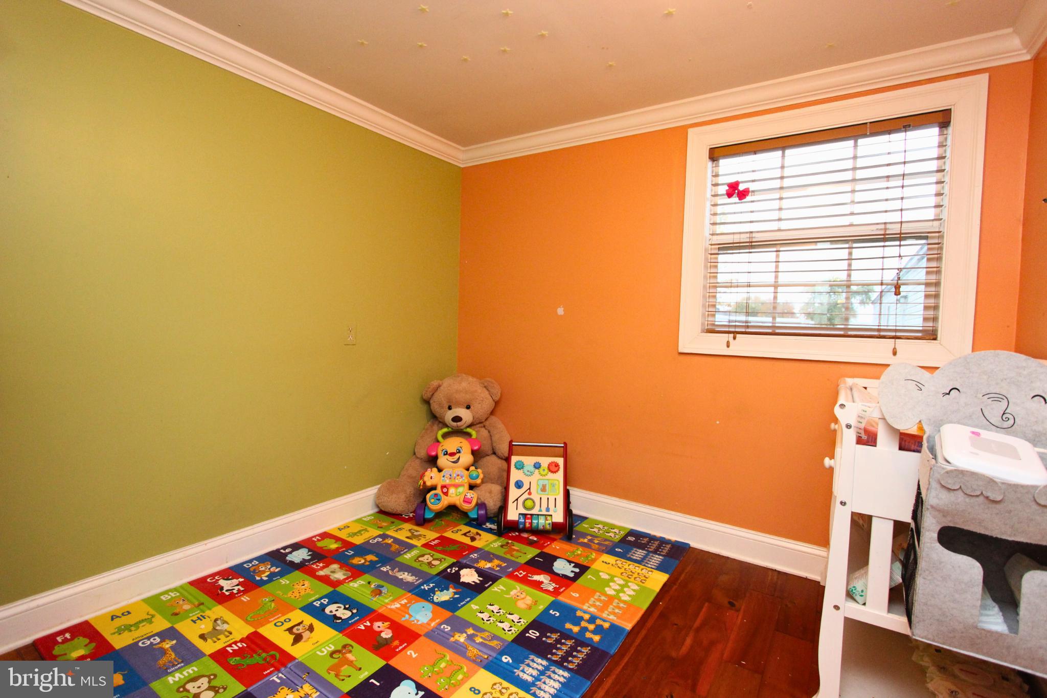 FOXWOOD VILLAGE - Residential