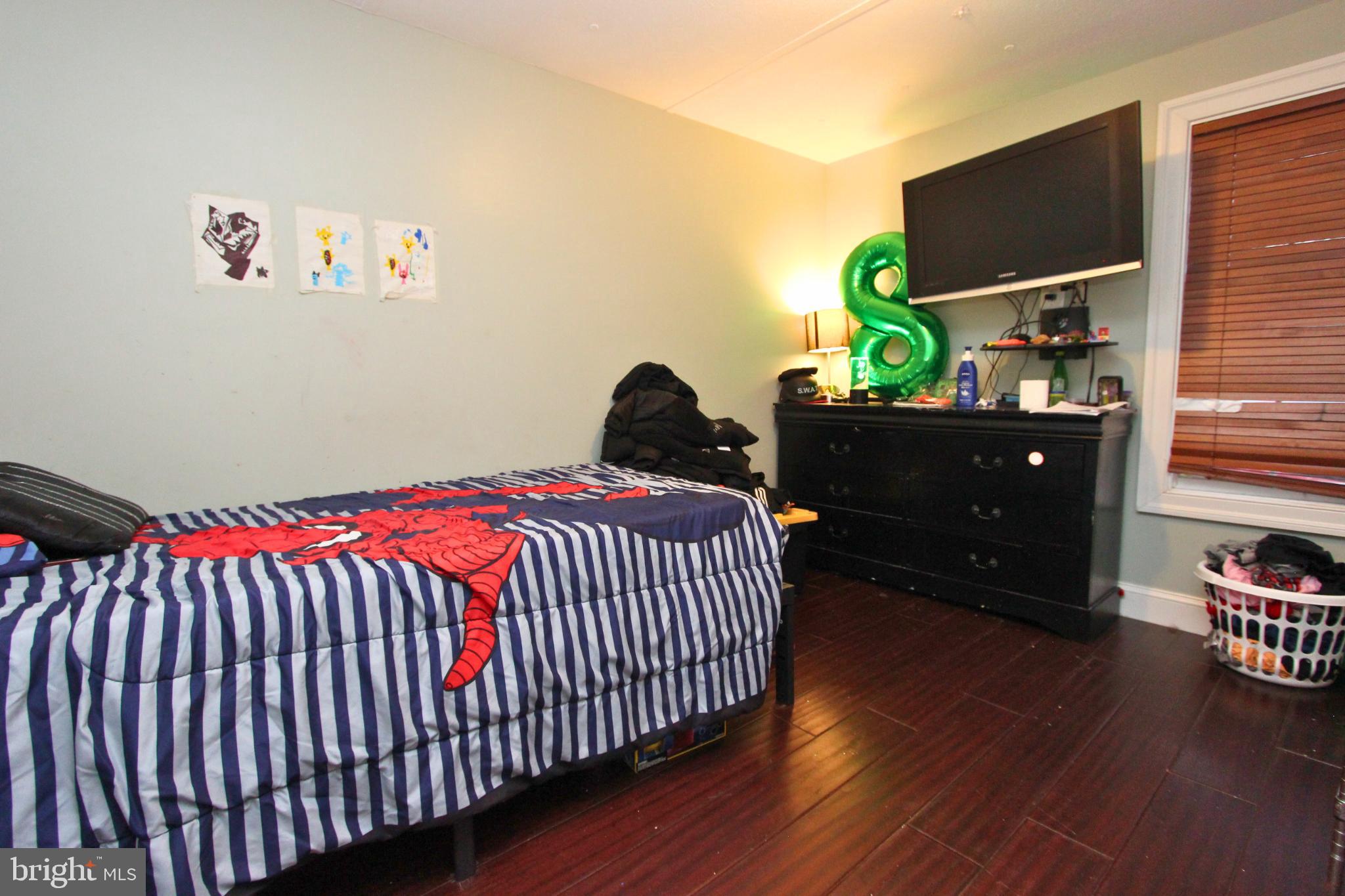 FOXWOOD VILLAGE - Residential