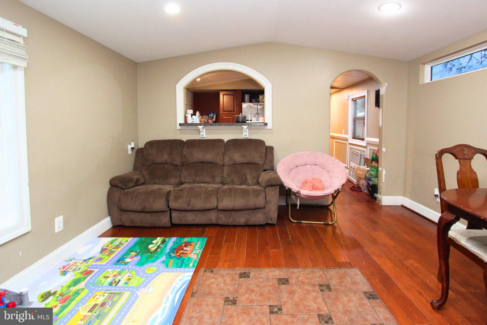 FOXWOOD VILLAGE - Residential