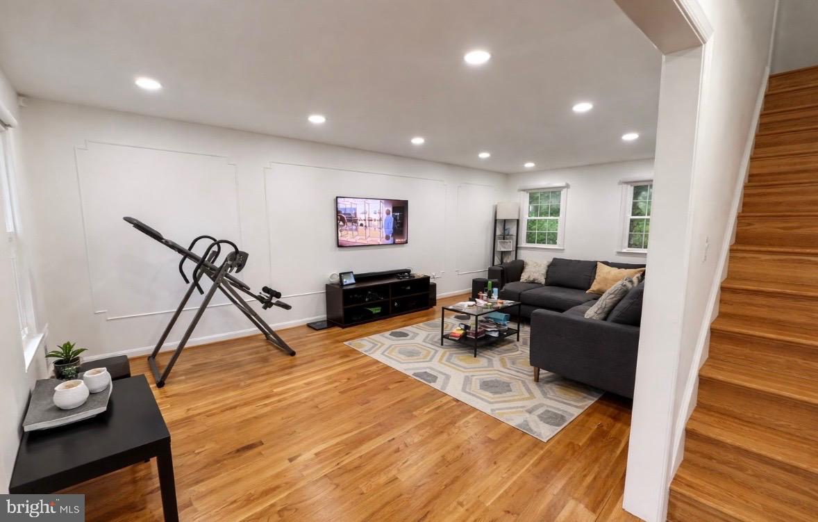 7718 BRIDLE PATH LANE