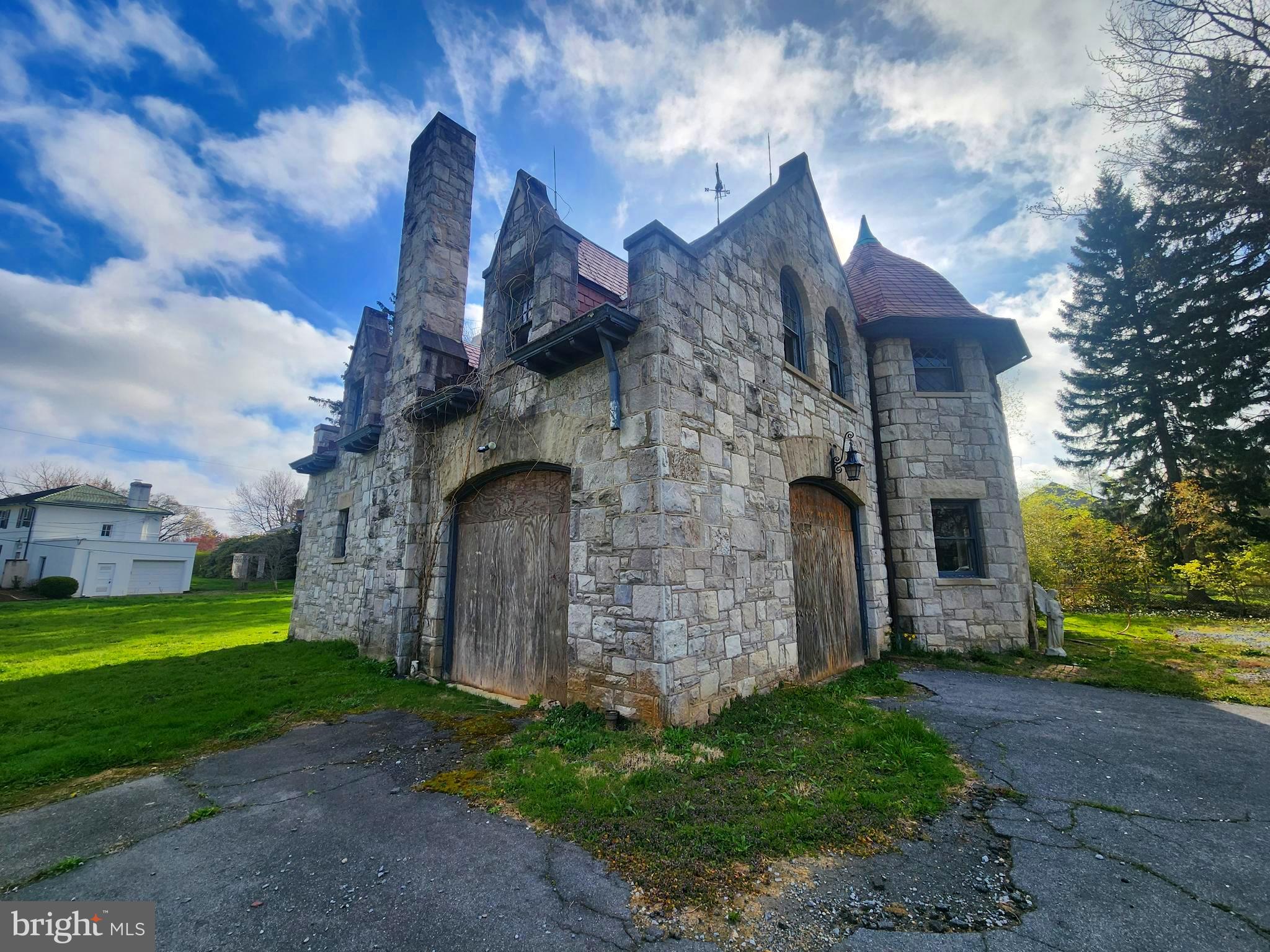 321 N PRESIDENT AVENUE