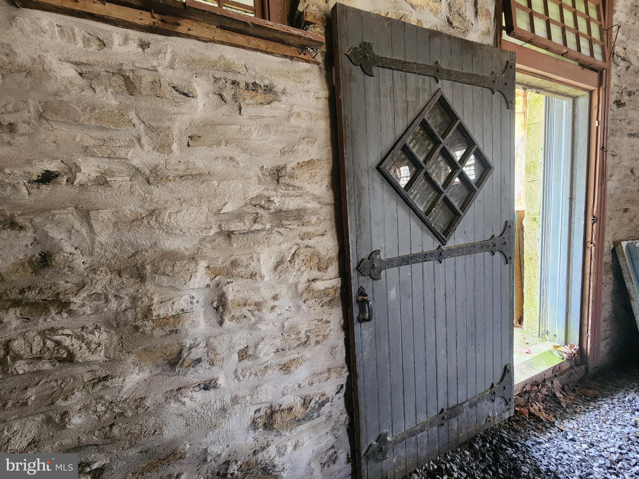 PRESIDENT AVENUE - Residential