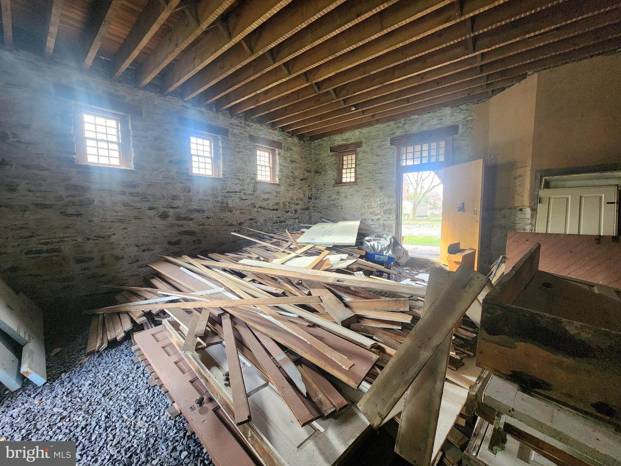 PRESIDENT AVENUE - Residential